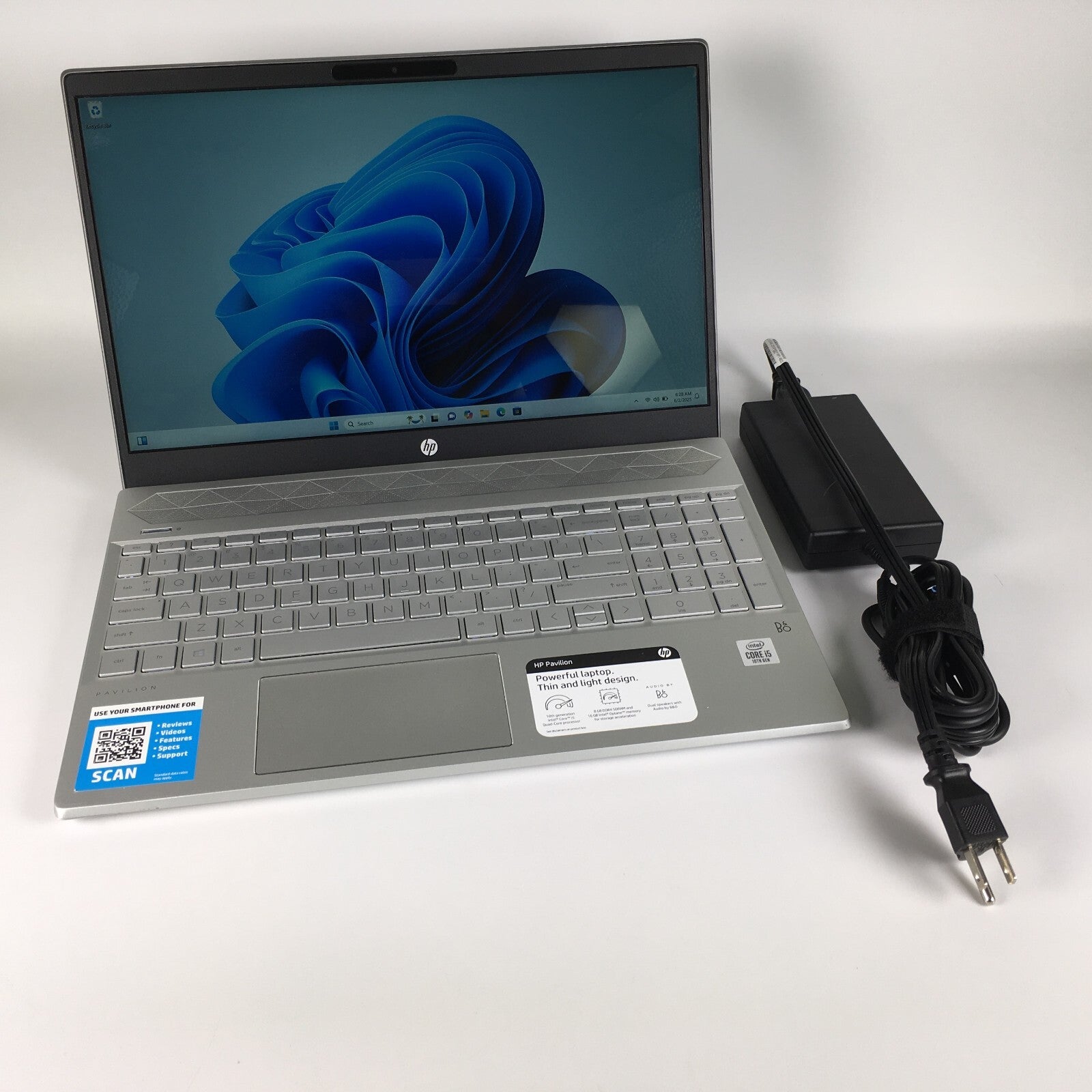 HP Pavilion 15-cs3065st Intel i5 1035G1-1GHz 16GB Ram 256GB SSD Windows 11