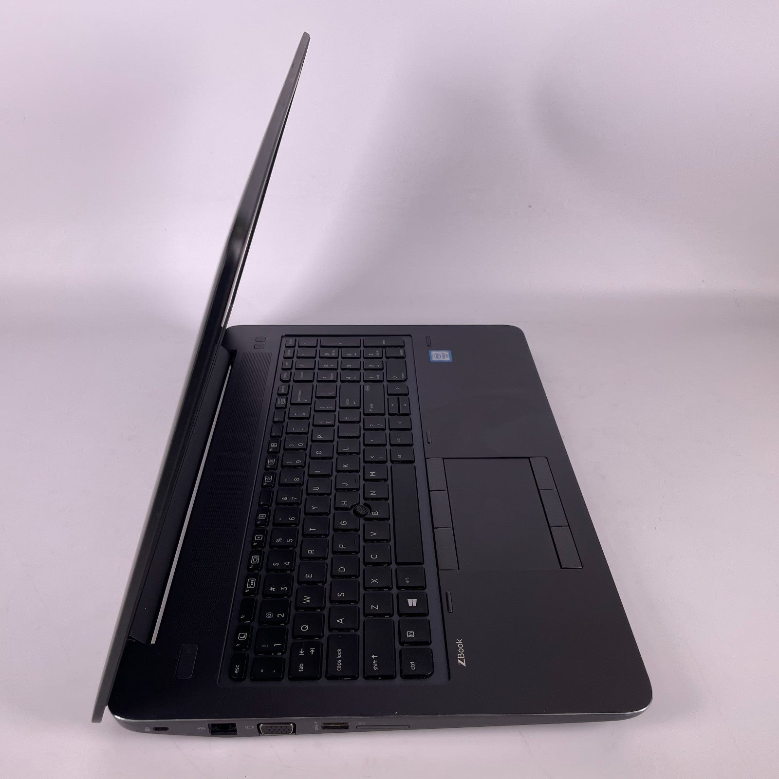 HP ZBook 15 G3 Intel i7-6700GHz 16GB Ram 512 SSD + 512 NVME Windows 11