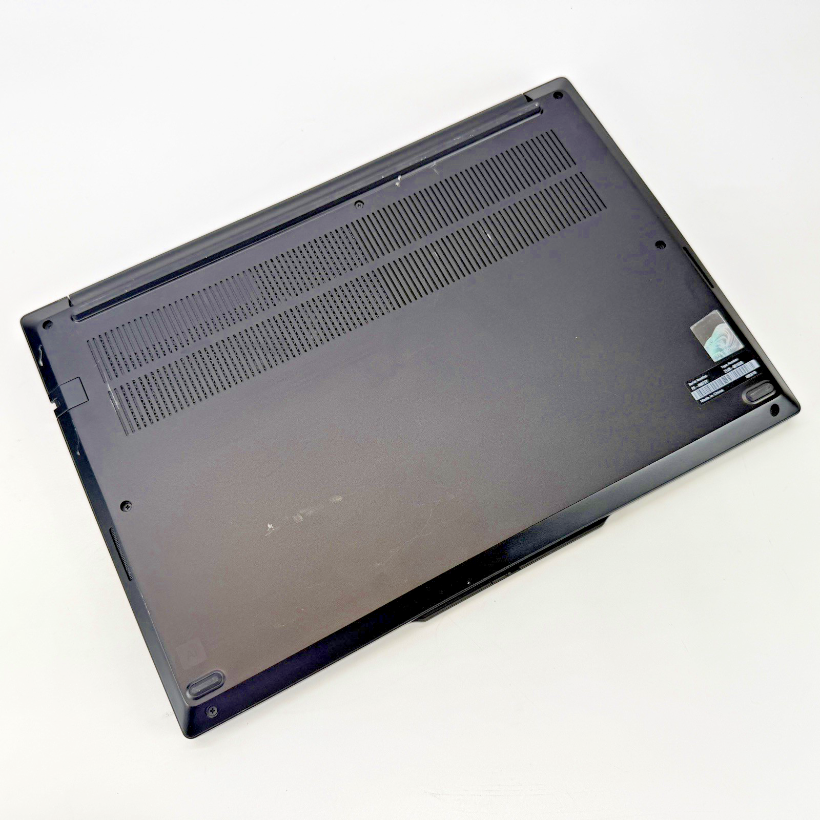 Lenovo ThinkPad E14 Gen 5 AMD Lyzeen 7-7730u 2.0 GHz 16 GB RAM 512 GB SSD (NVMe)