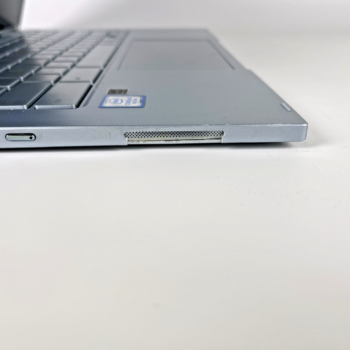 ASUS Chromebook C433T 14" FHD 2-in-1 Touch Core m3-8100Y 8GB Ram 128GB Chrome OS