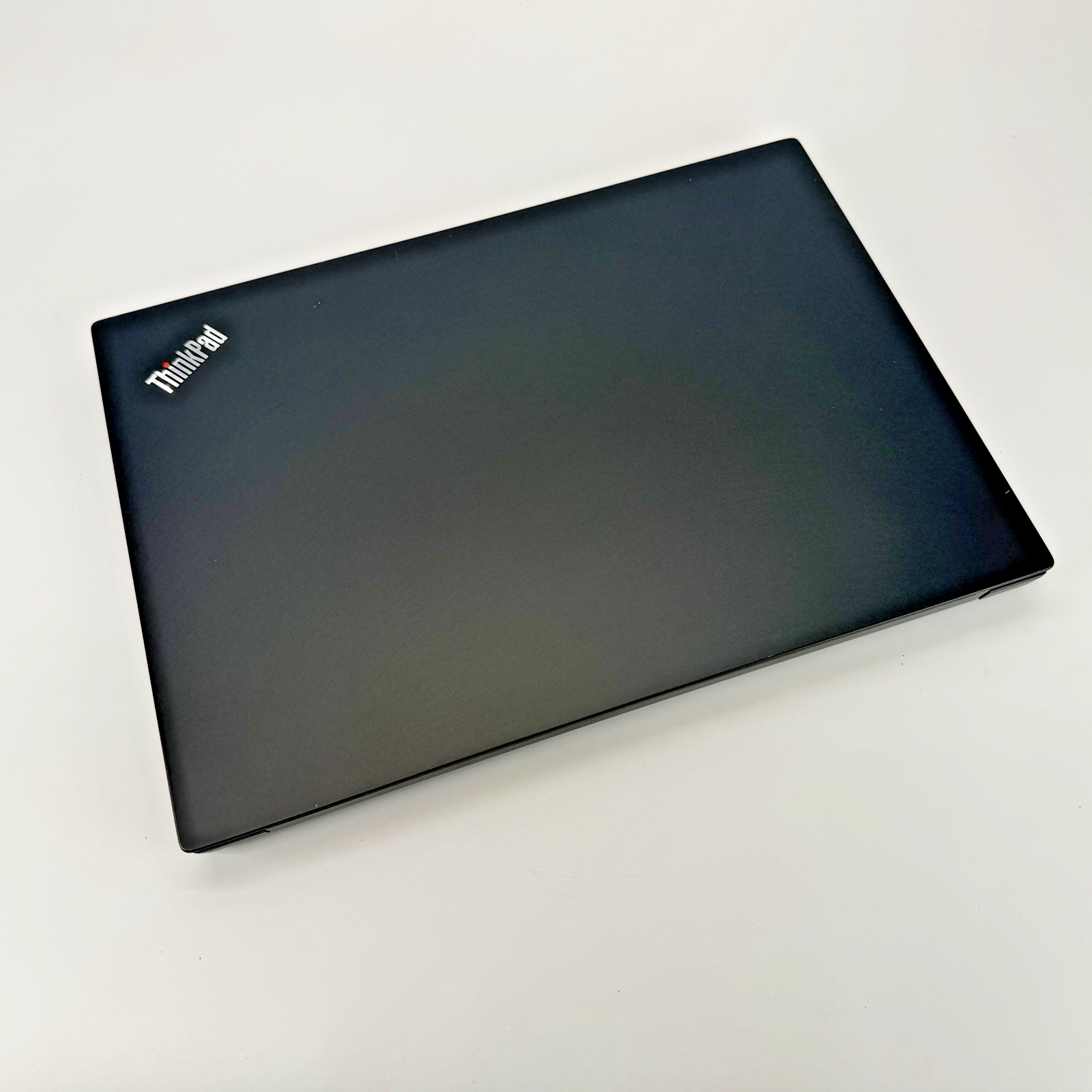 Lenovo ThinkPad E14 Intel i5-10th Gen 1.60 GHz 8 GB RAM 256 GB SSD Windows 11 Pr