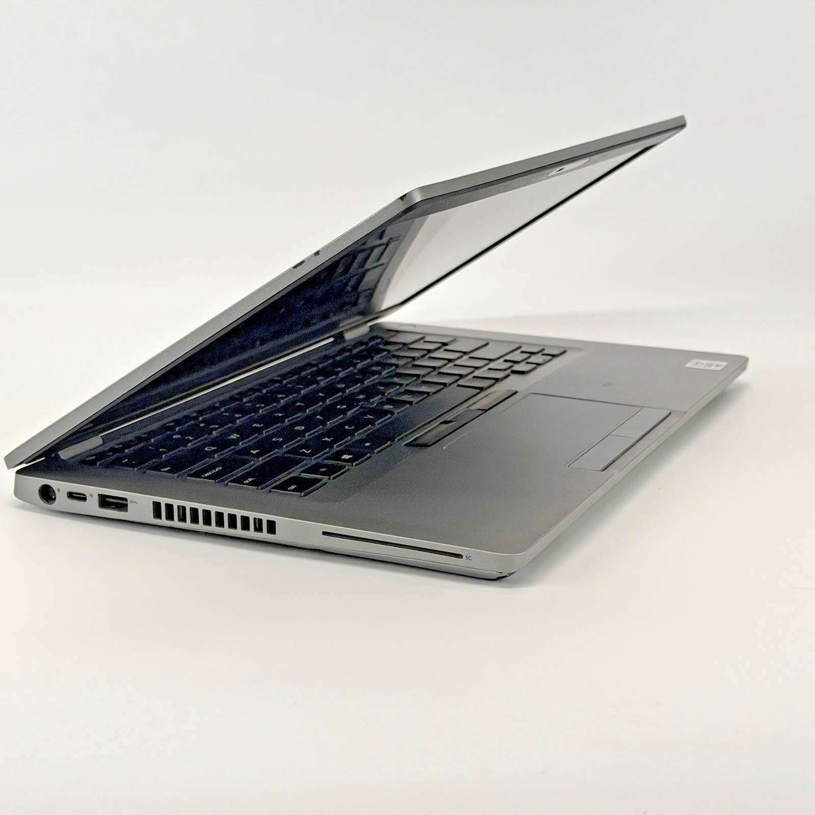 Dell Latitude 5410 Intel i7-1061u 1.80 GHz 16 GB RAM 256 GB SSD (NVMe) Win 11