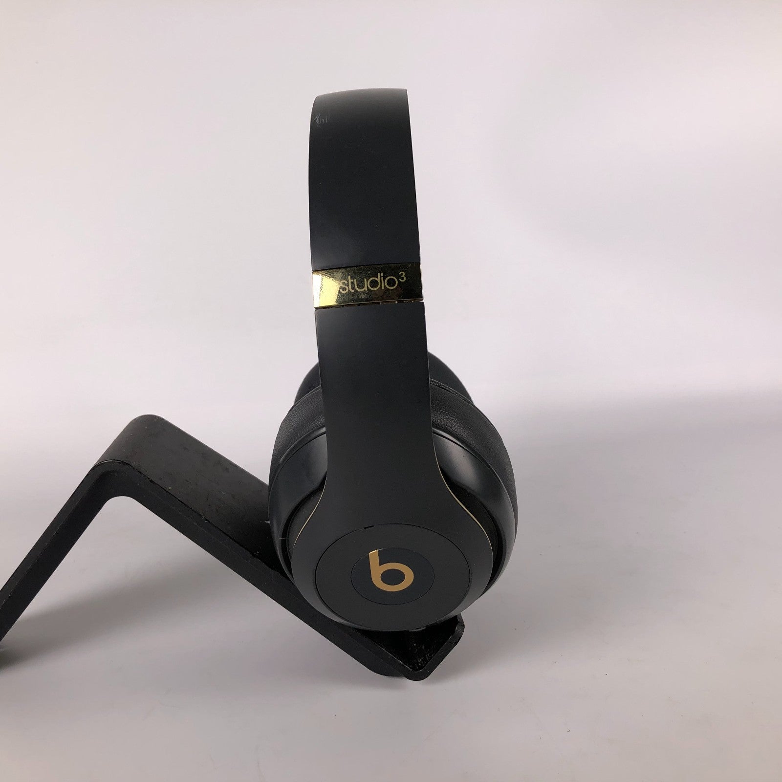 Beats Studio3 Wireless Over-Ear Bluetooth Headphones