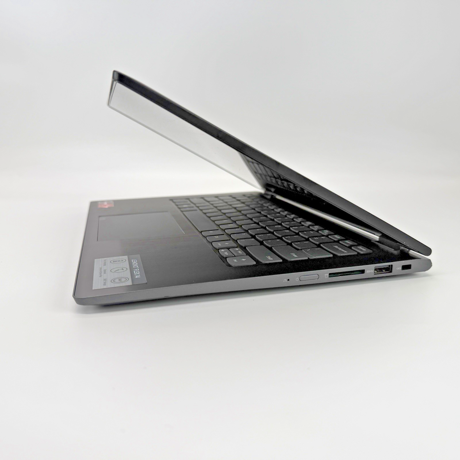 Lenovo IdeaPad Flex 6 14" Touch Ryzen 3 2.5GHz 8 GB RAM 128 GB NVMe Radeon