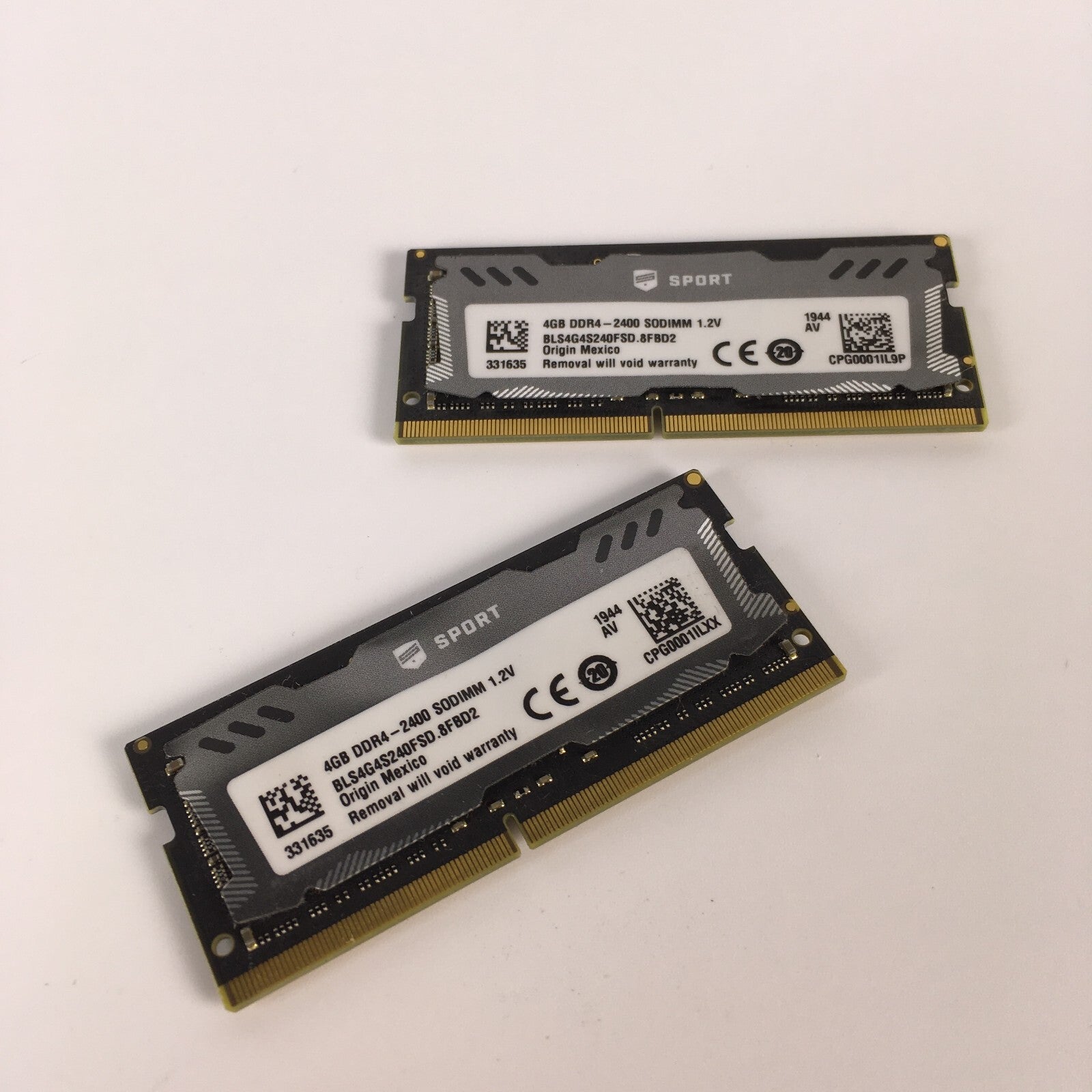 lot of 2 BALLISTIX 4GB DDR4 2400 BLS4G4S240FSD PC4-19200 LAPTOP MEMORY RAM