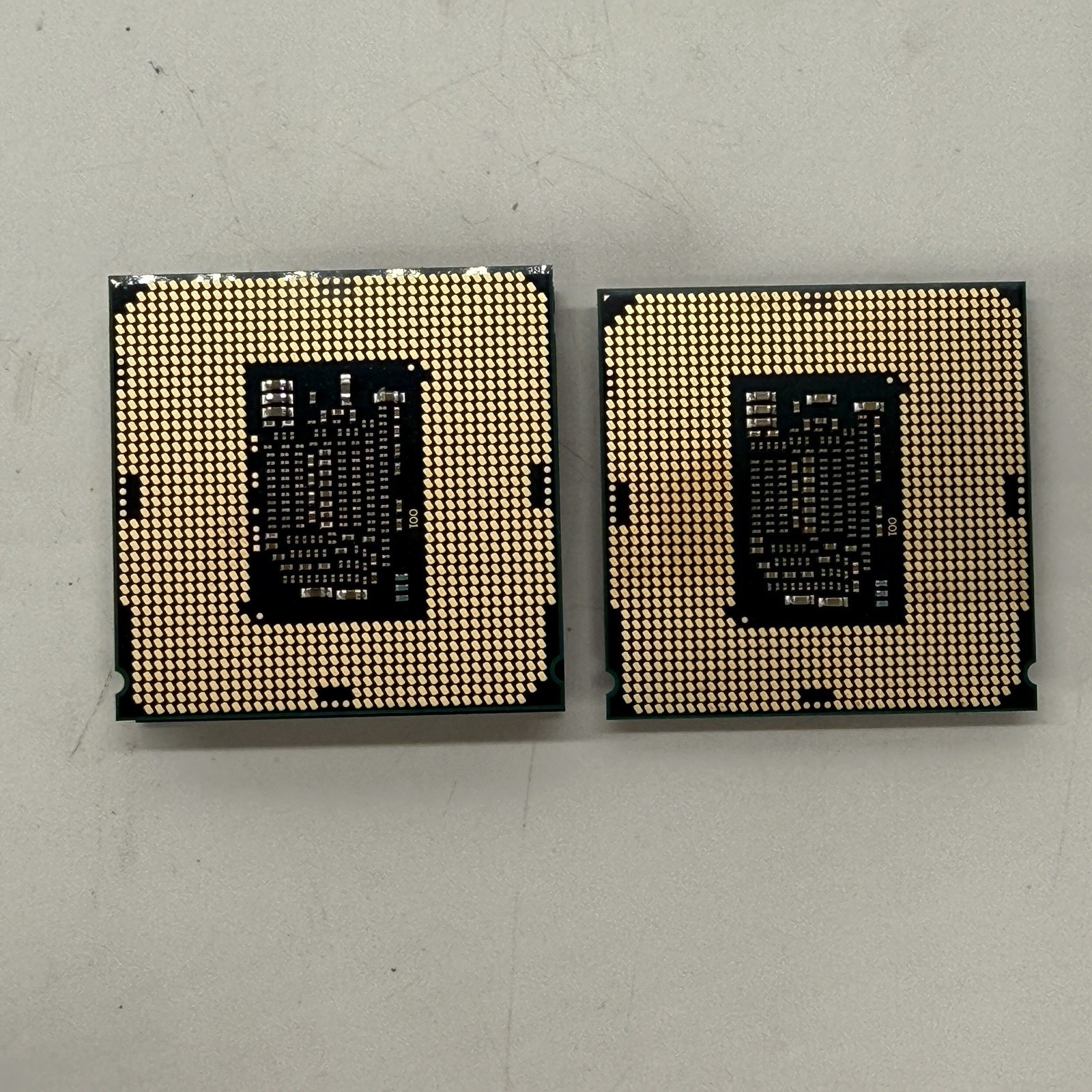 (2) SR2L2 Intel Core i7-6700 (1) SR338 o7-7700 CPU