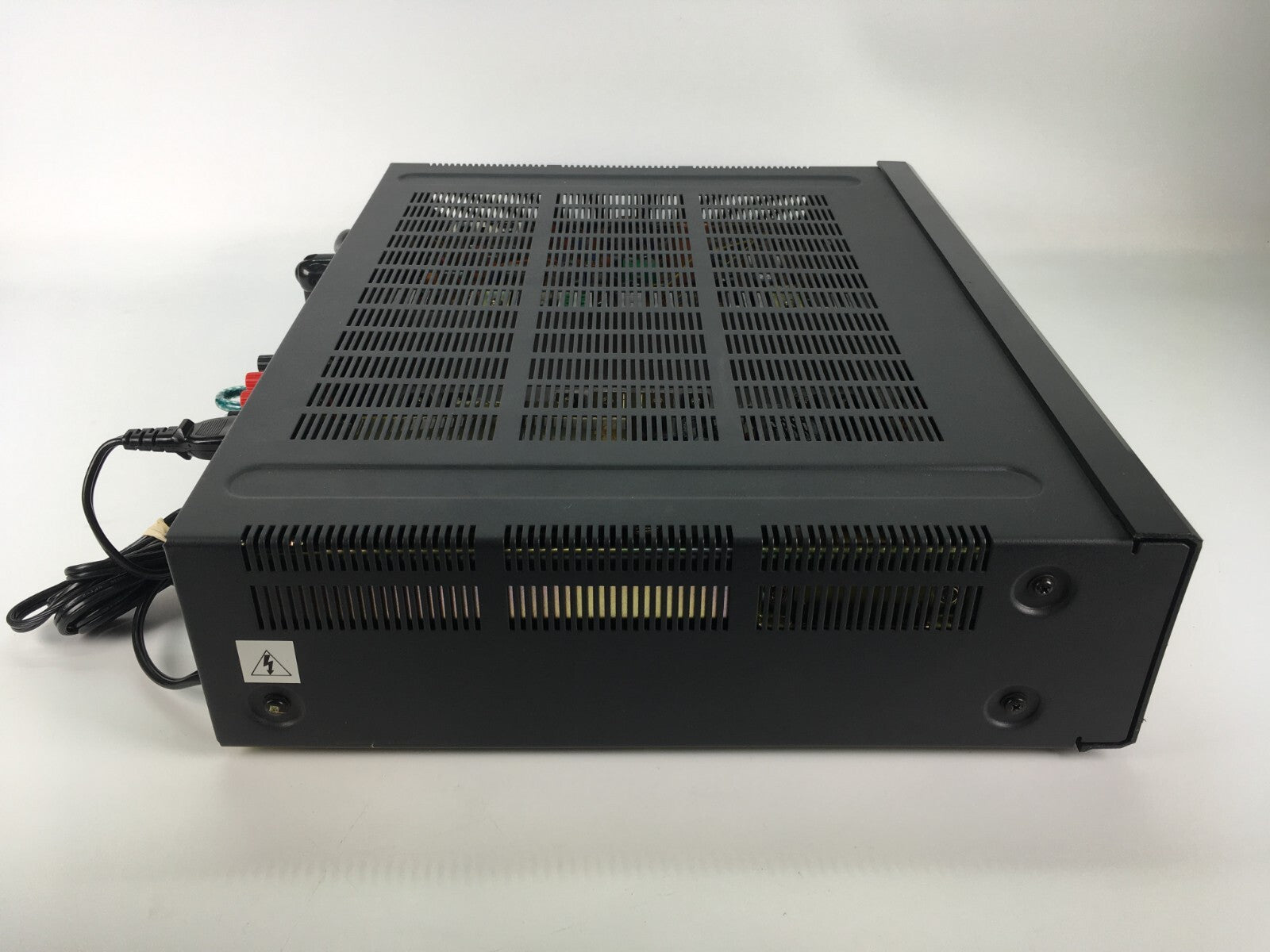 Nad Electronics 7100 AM/FM Stereo Receiver - B side no sound