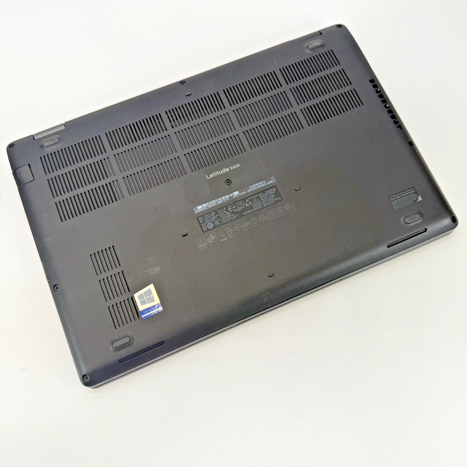 Dell Latitude 5400 Intel i5-8365u 1.60 GHz 8 GB RAM 256 GB SSD (NVMe) Win 11 Pro