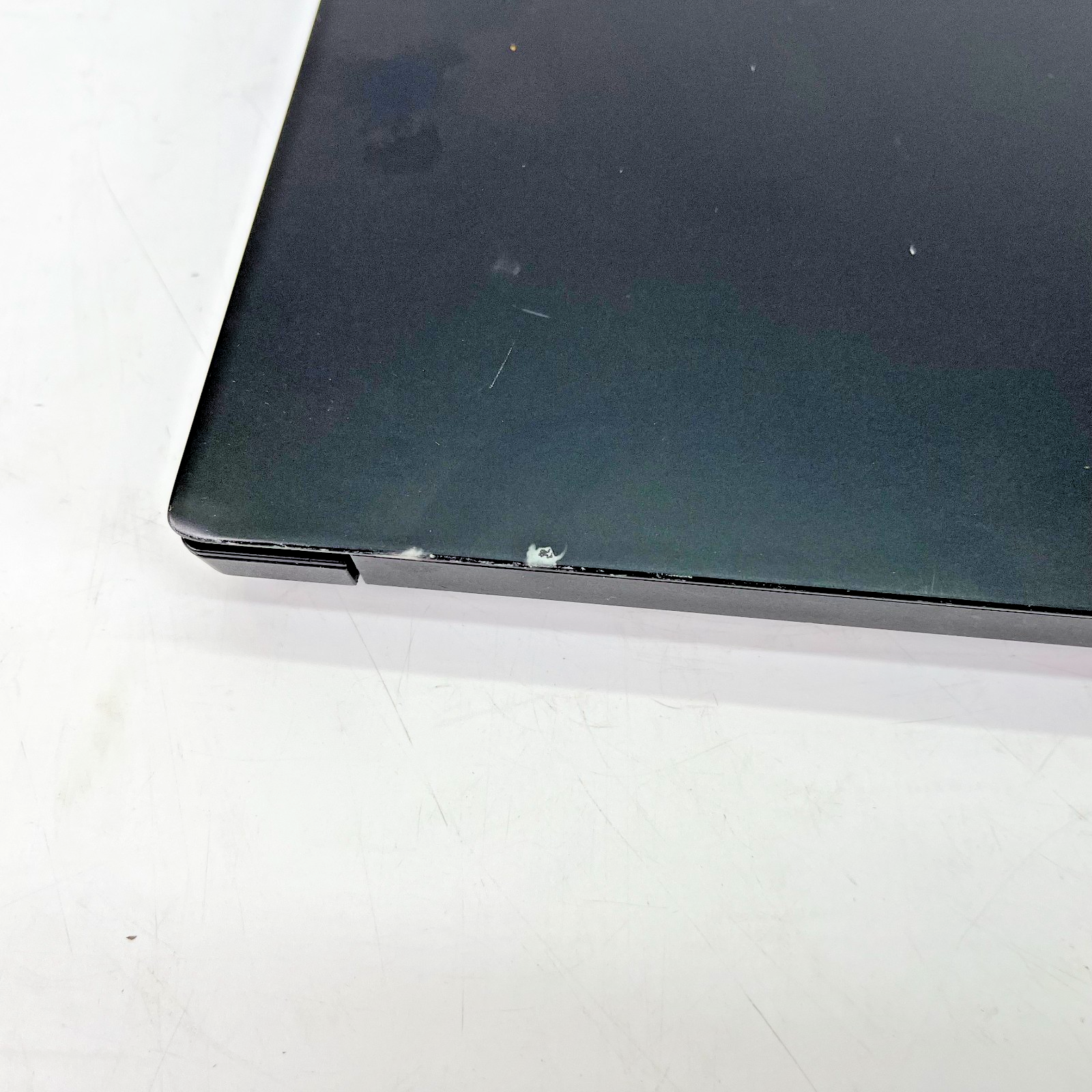 Lenovo ThinkPad E14 Intel i5 10th gen 1.6GHz 8GB Ram 256GB SSD Windows 11