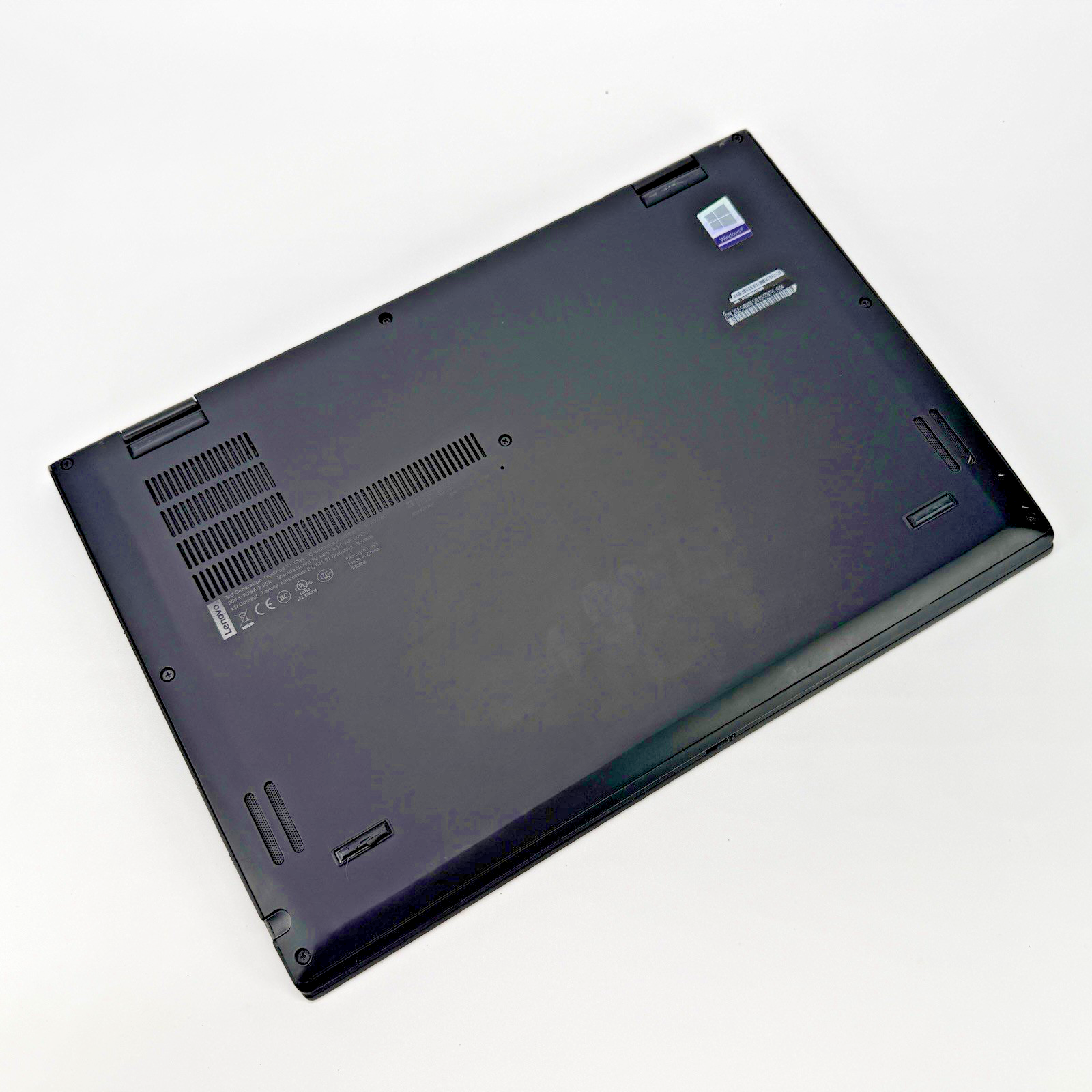 Lenovo ThinkPad x1 Yoga 3rg Gen Intel i7-8250u 8 GB RAM 256 GB SSD (NVMe) Win 11