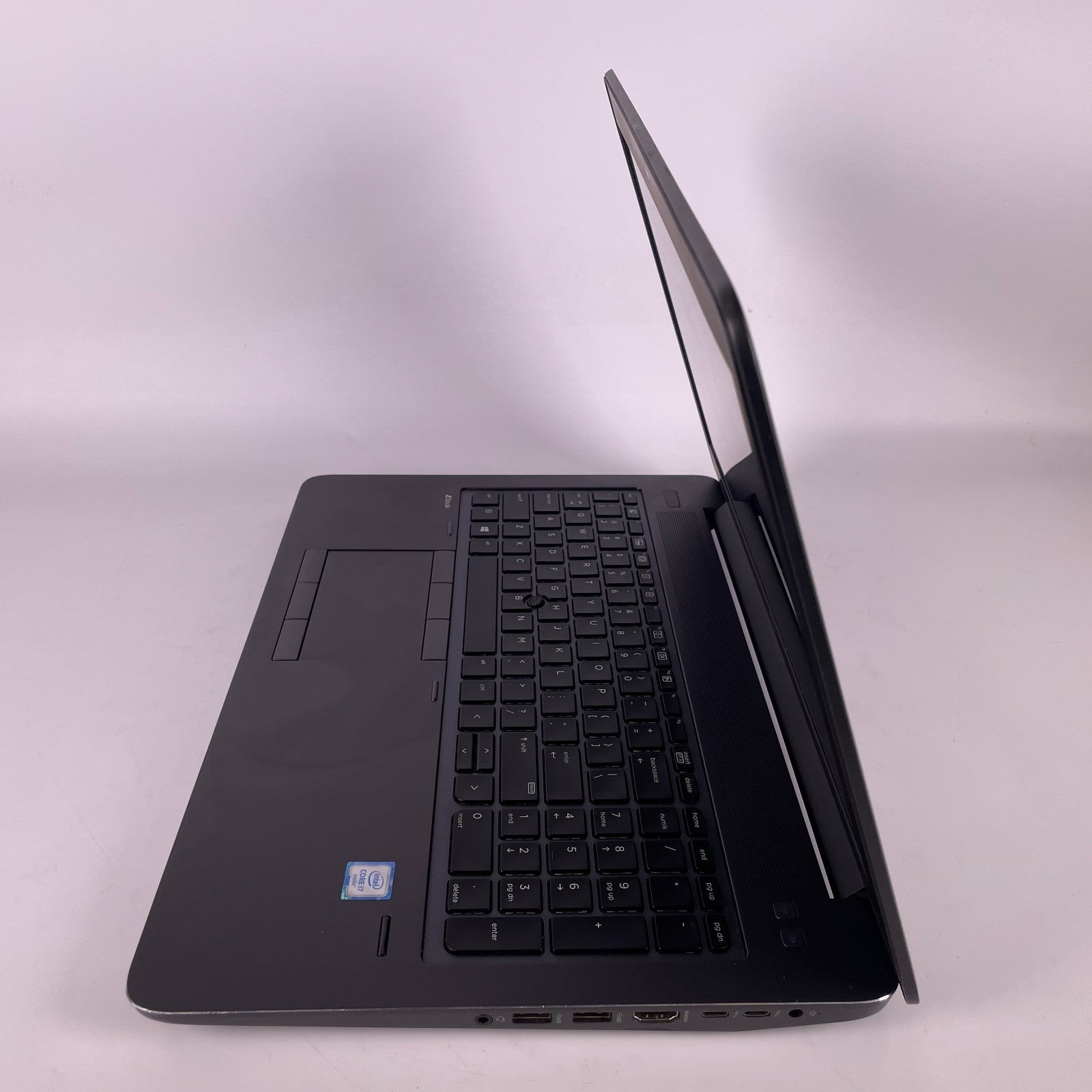 HP ZBook 15 G3 Intel i7-6700GHz 16GB Ram 512 SSD + 512 NVME Windows 11