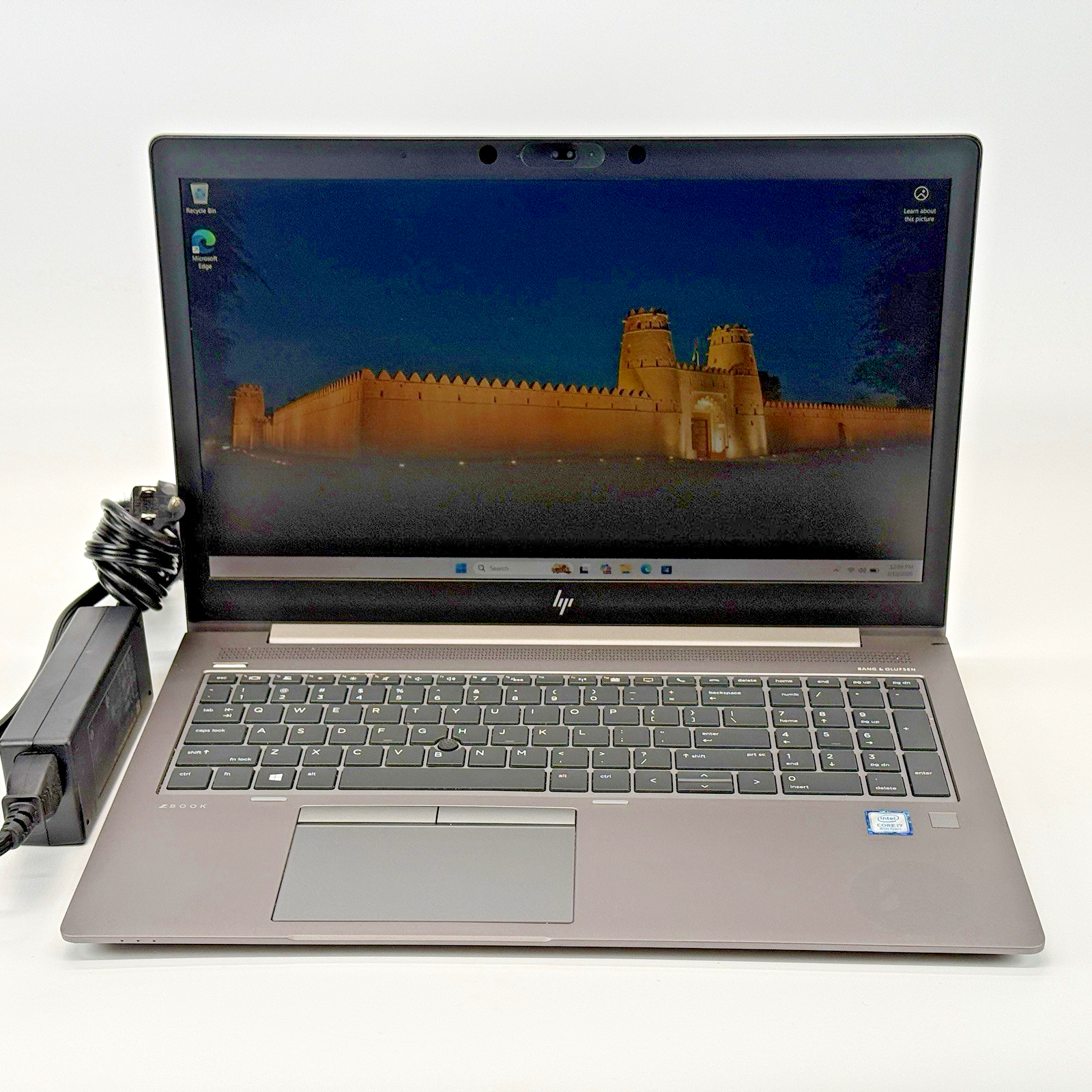 HP Book 15u G5 Intel i7-8650u 1.90 GHz 12 GB RAM 256 GB SSD Windows 11 Pro