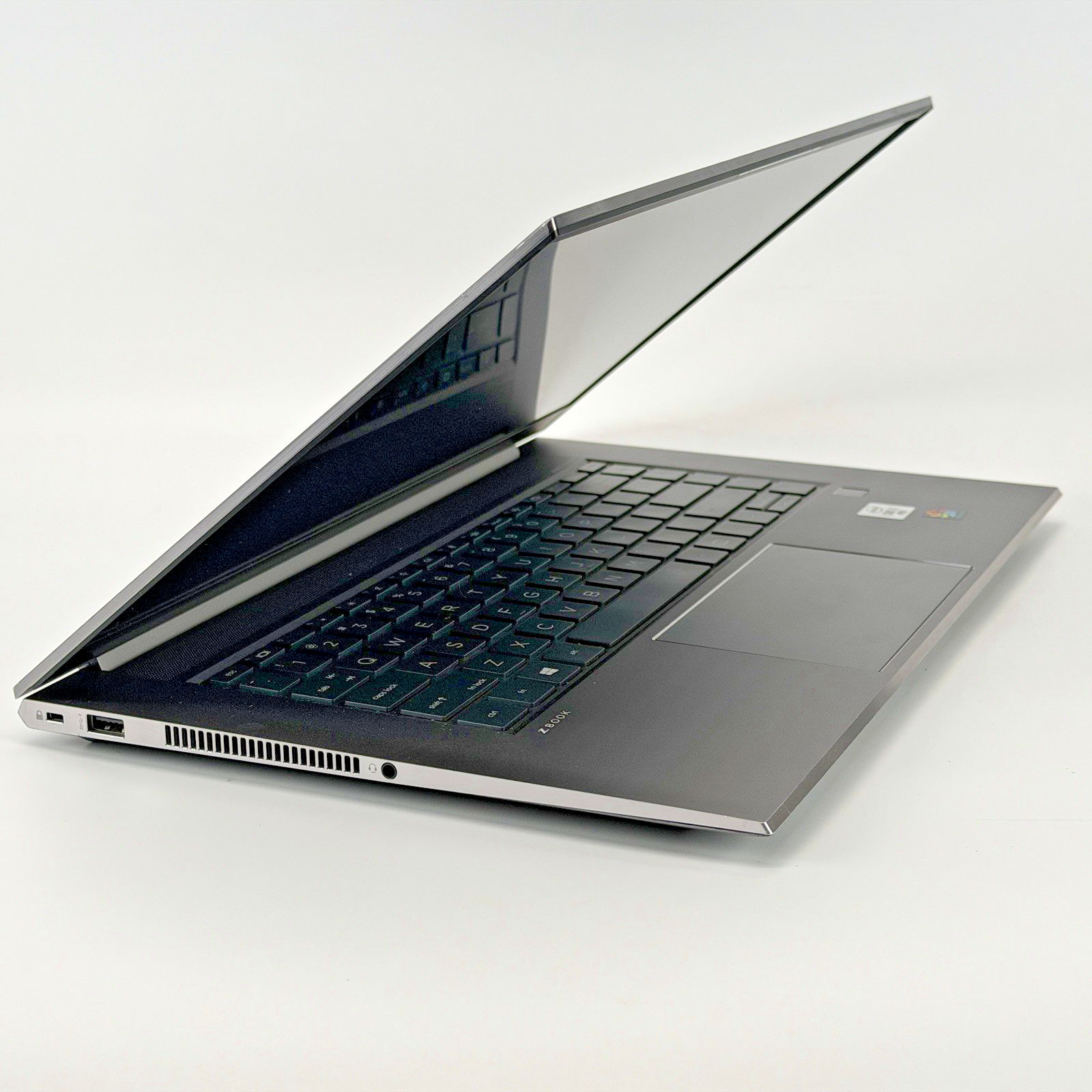 HP ZBook Create G7 i7-10850H @ 2.7GHz RTX 2070 Max-Q (8 GB) 256 GB NVMe 32GB RAM