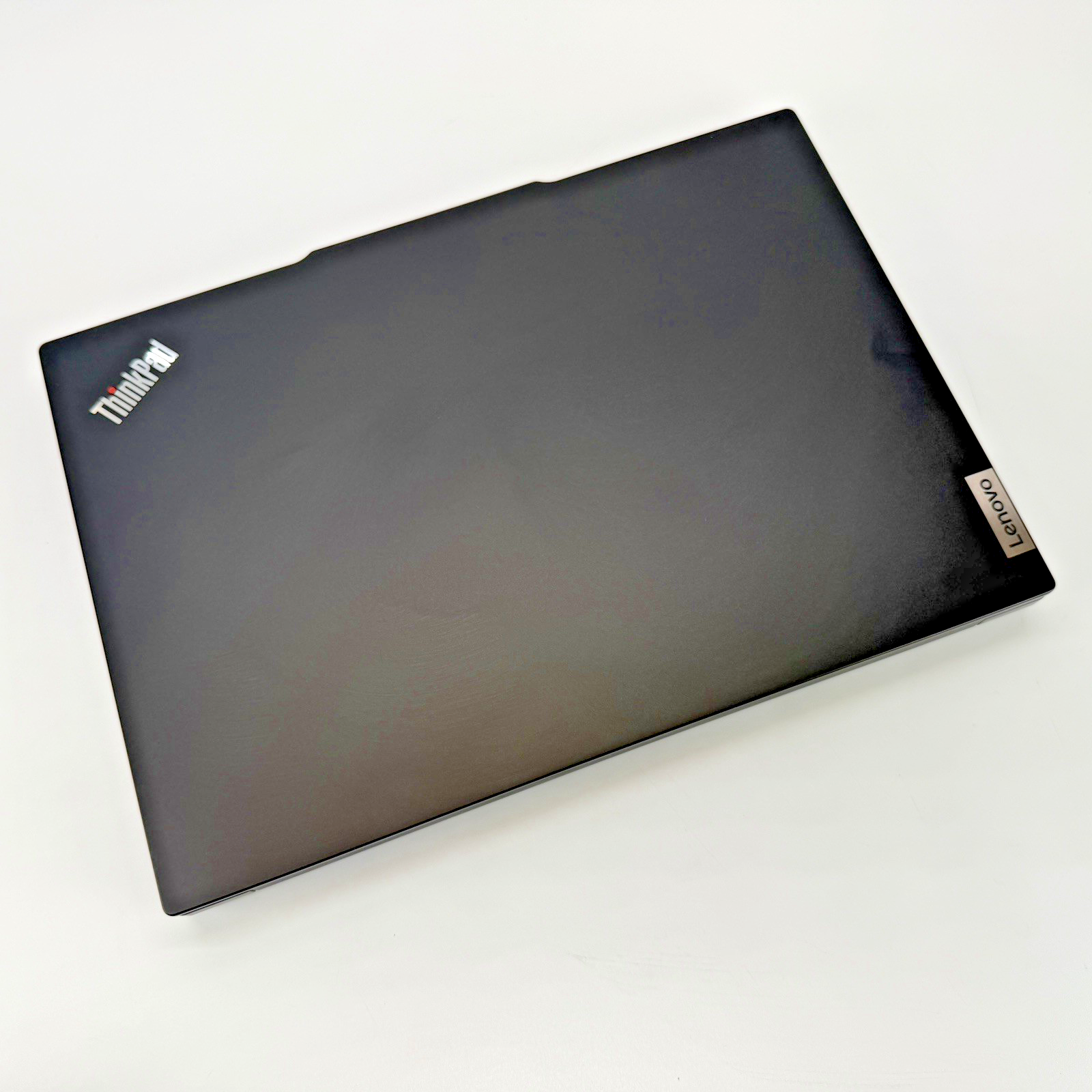 Lenovo ThinkPad E14 Gen 5 AMD Lyzeen 7-7730u 2.0 GHz 16 GB RAM 512 GB SSD (NVMe)