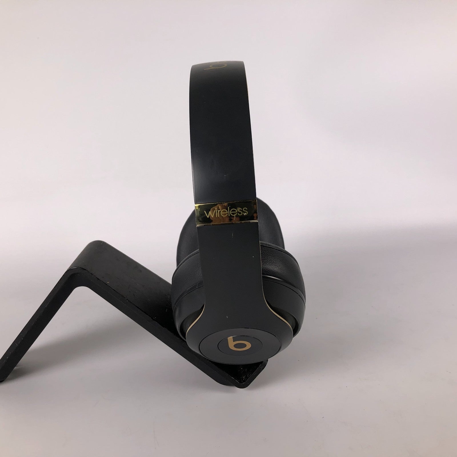 Beats Studio3 Wireless Over-Ear Bluetooth Headphones