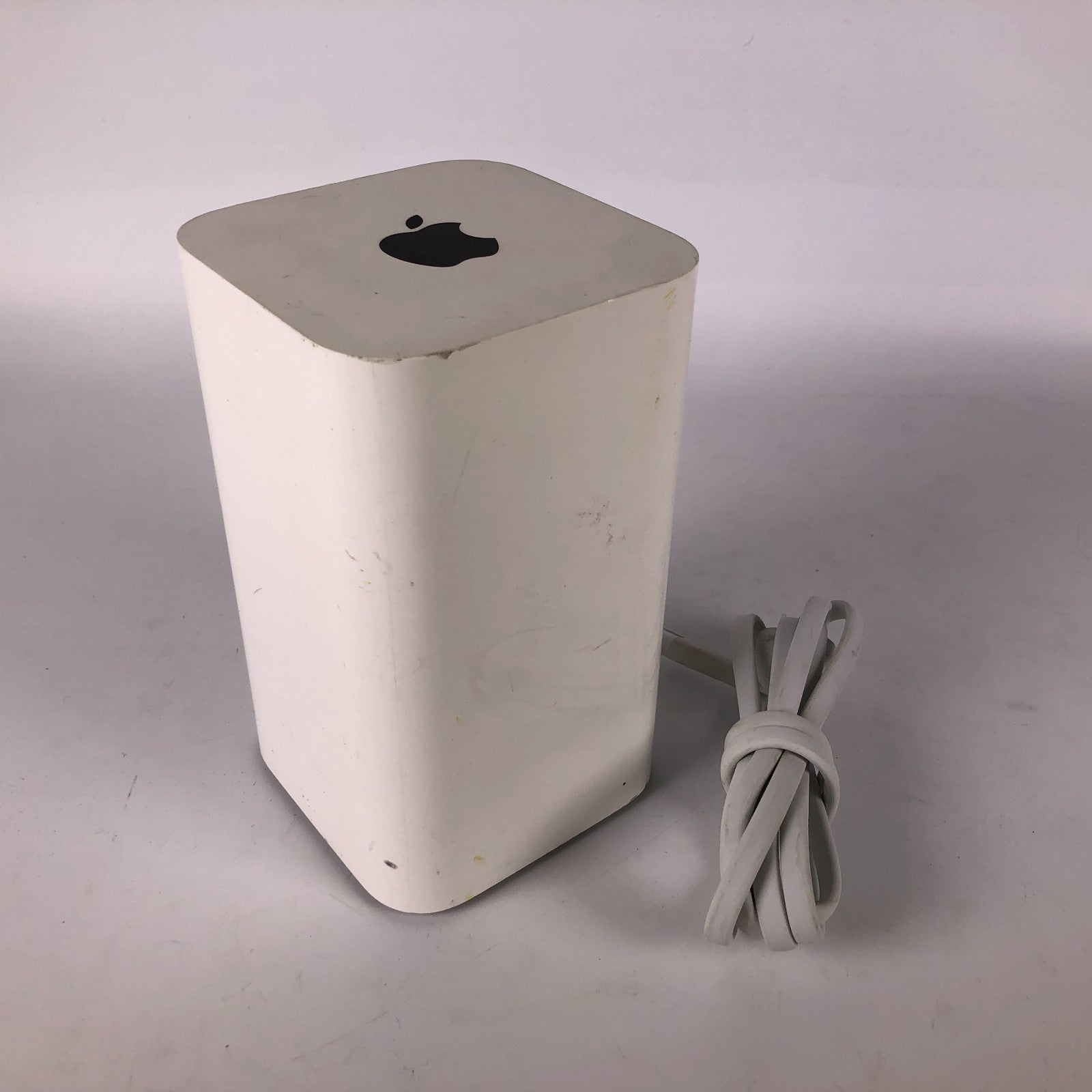 Apple AirPort Extreme A1521 3-Port Gigabit Wi-Fi 802.11 AC Router ME918LL/A