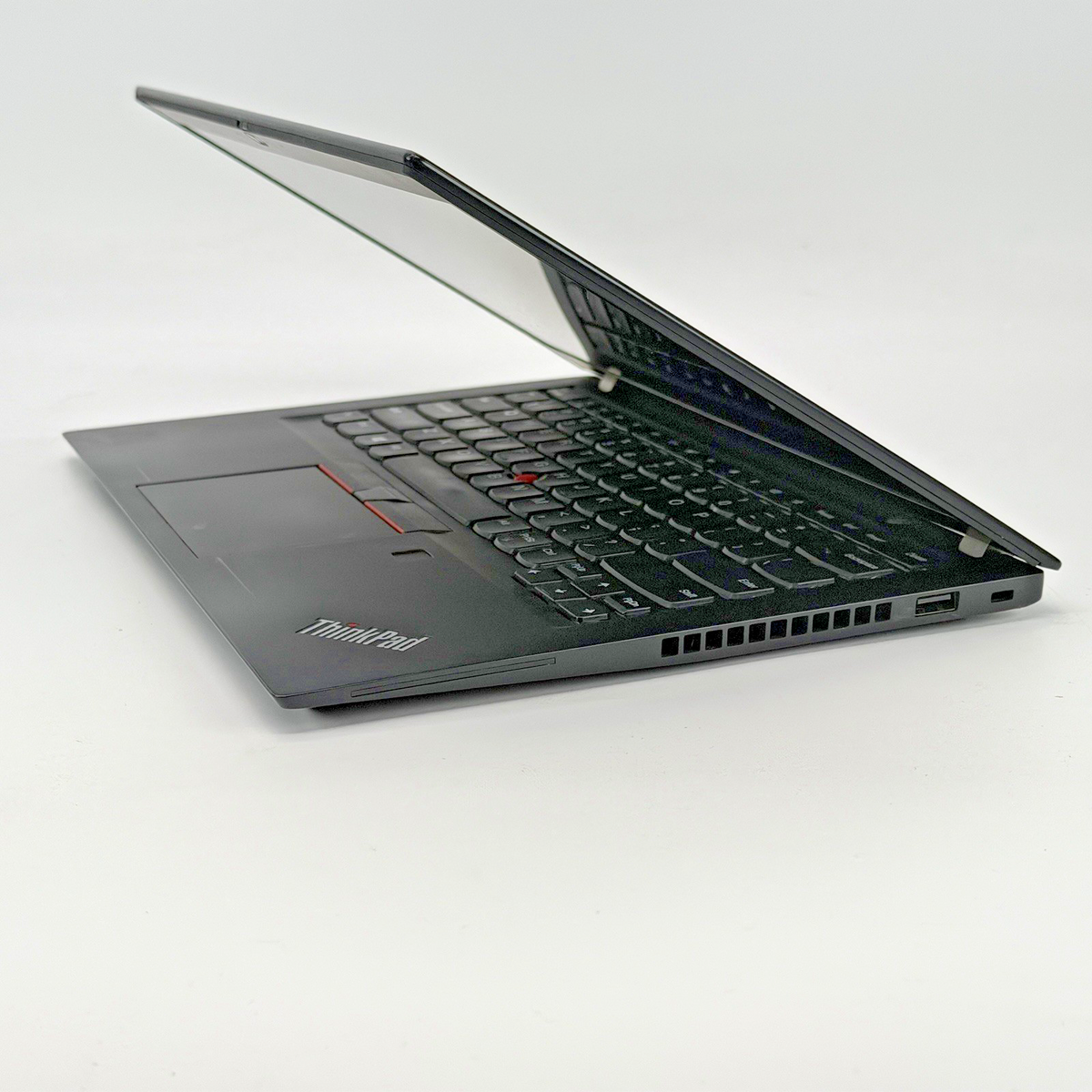 Lenovo ThinkPad T495s AMD Ryzen 7 Pro 3700 2.30 GHz 8 GB RAM 256 GB SSD (NVMe)