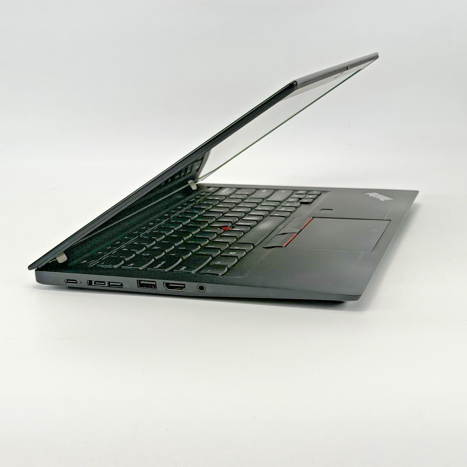 Lenovo ThinkPad T495s AMD Ryzen 7 Pro 3700 2.30 GHz 8 GB RAM 256 GB SSD (NVMe)