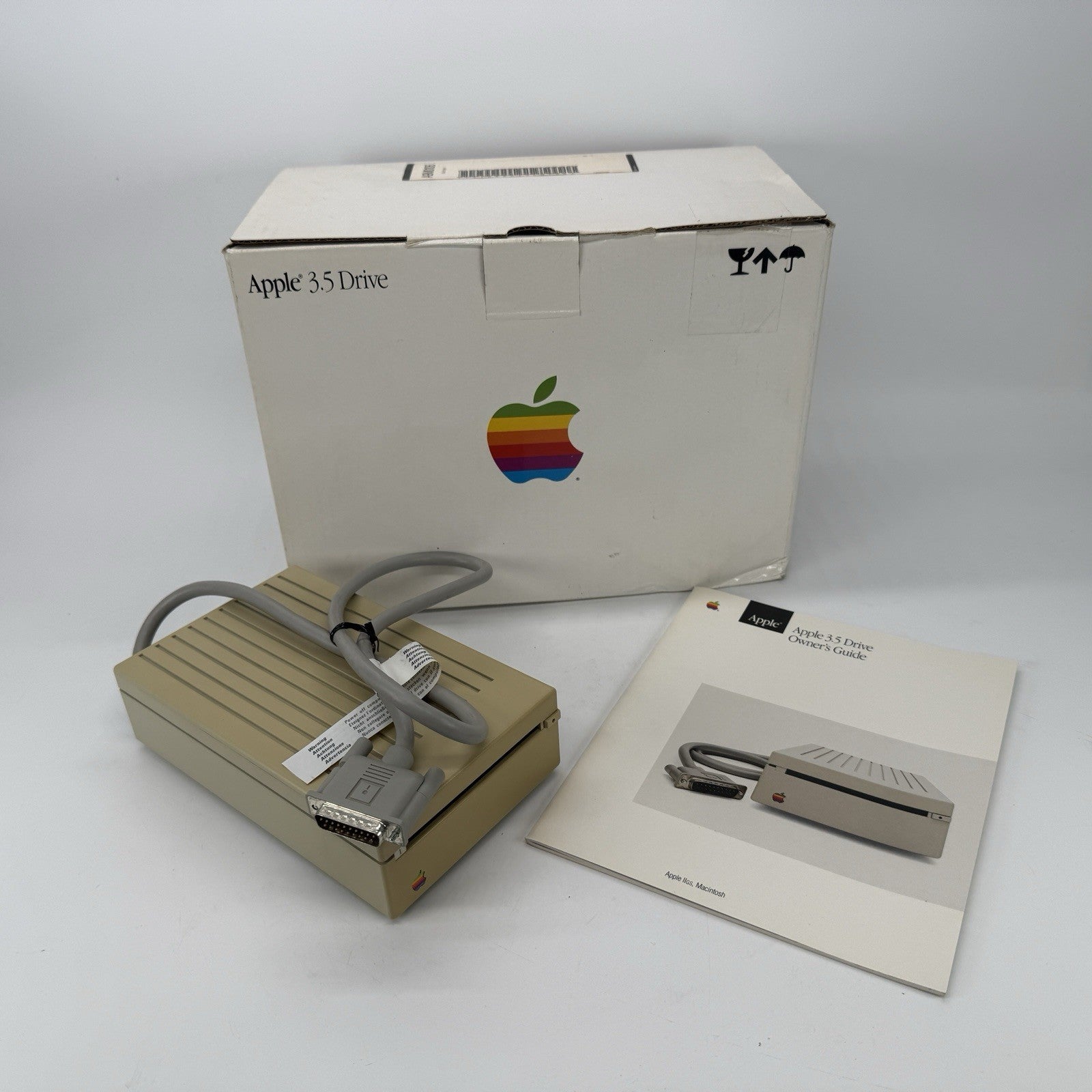 Apple Macintosh External Floppy Drive 3.5" A9M0106 SE SE/30 II IIE IIGS w Box