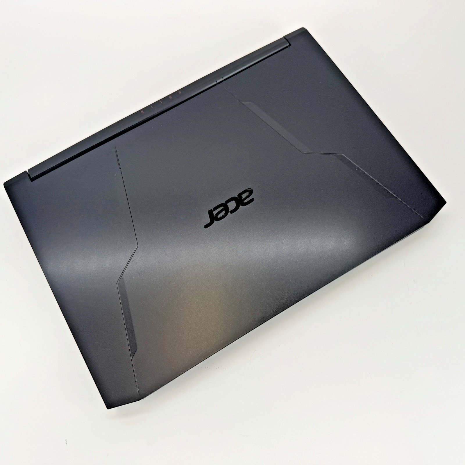 ACER Nitro AN515-57 Intel i5-11400H 2.7 GHz 16 GB RAM 512 GB SSD (NVMe) RTX 3050