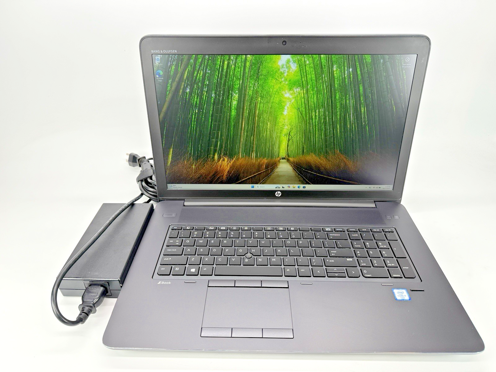 17" Laptop HP Zbook 17 G3 i7-6th Gen 32 GB RAM 32GB RAM 512 GB SSD Win 11