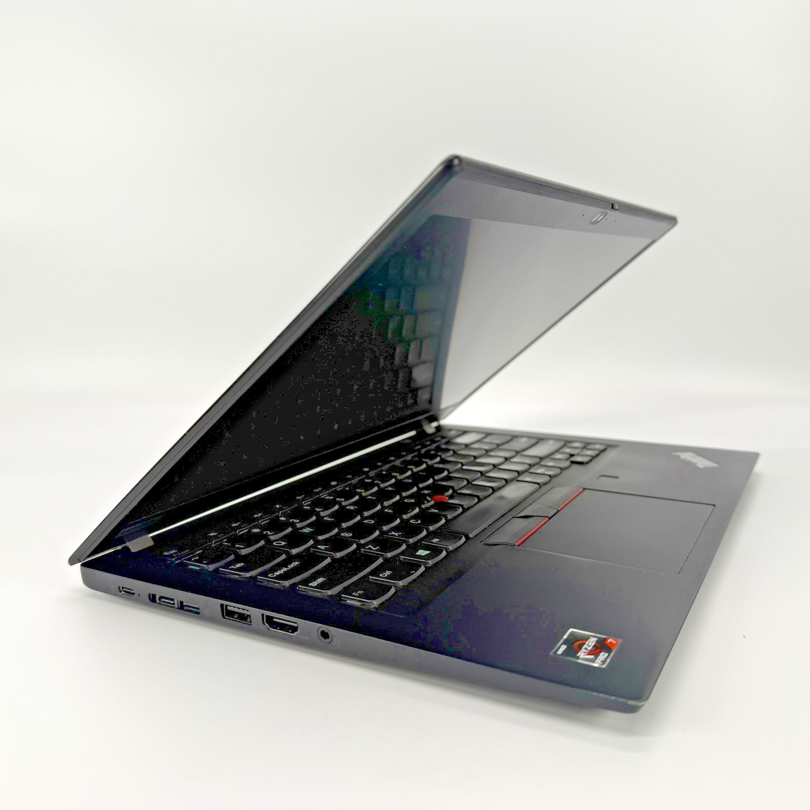 Lenovo ThinkPad T495s AMD Tyzen 7 Pro 2.30 GHz 8 GB RAM 256 GBSSD (NVMe) Win 11