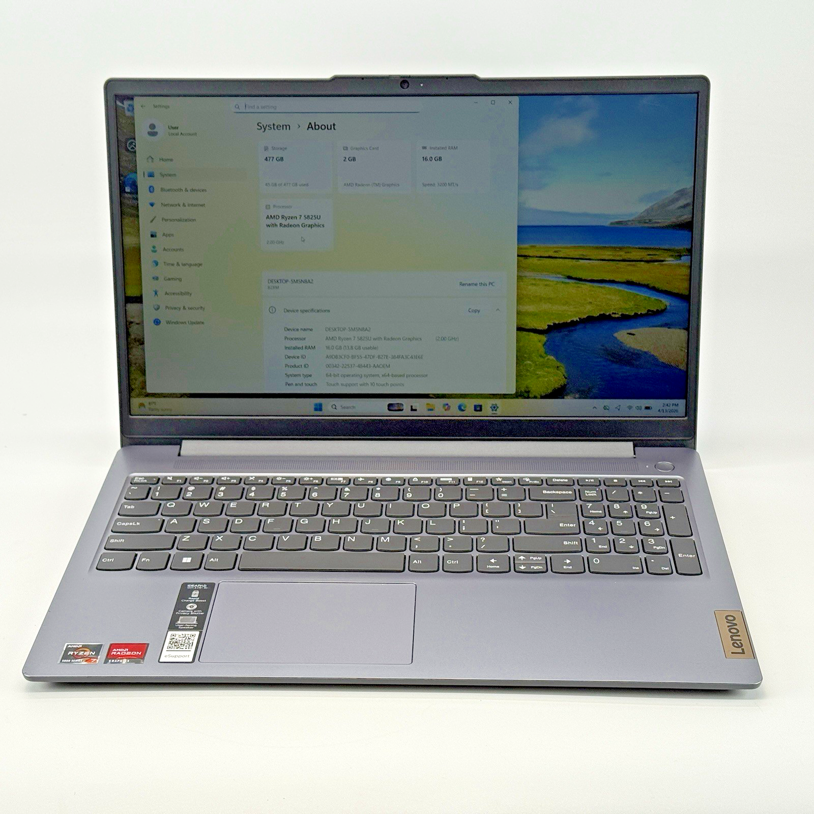 Lenovo IdeaPad Slim 3 15ABR8 AMD Ryzen 7 2.0 GHz 16 GB RAM 512 GB SSD (NVMe)