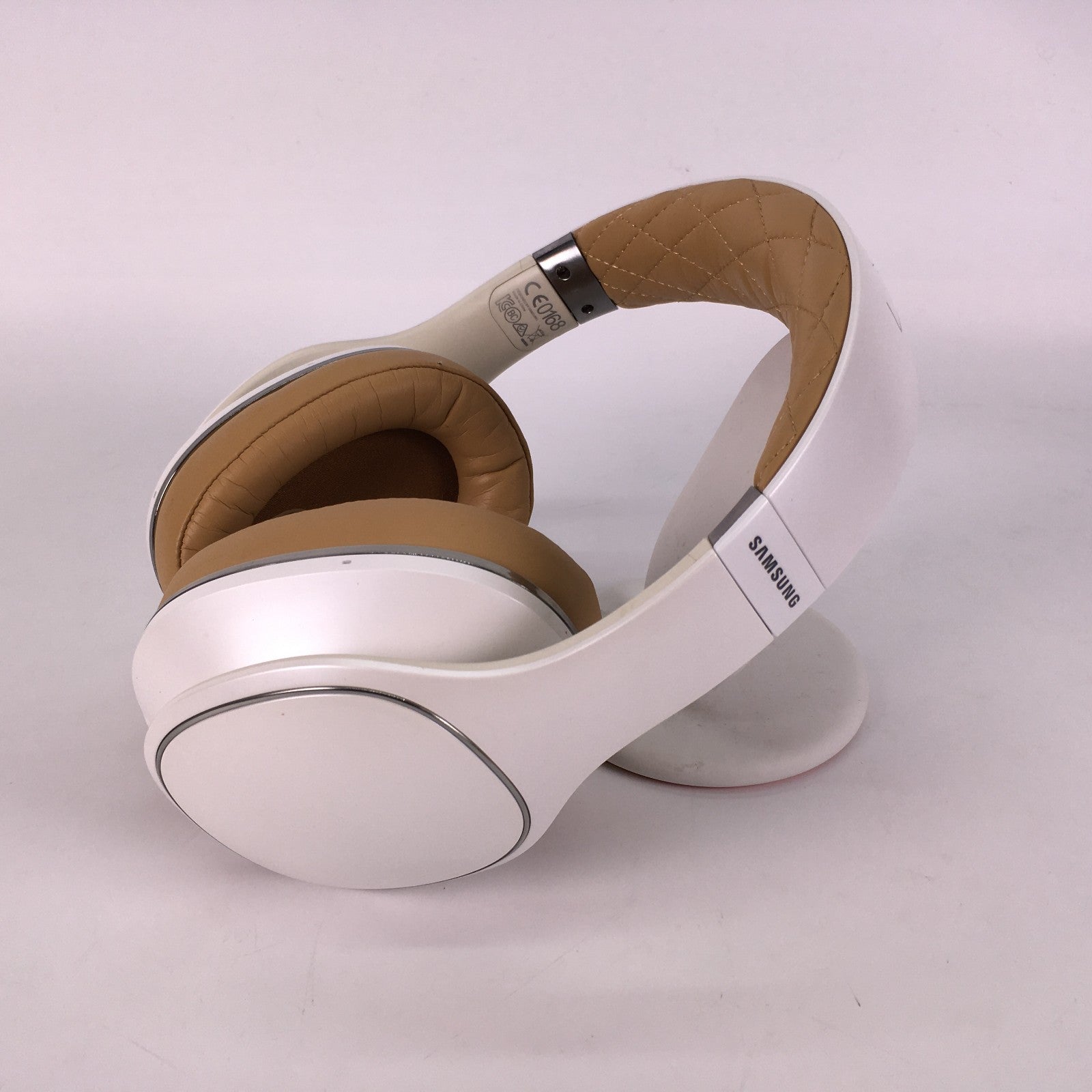 Samsung Level Over Wireless Over Ear Headphones - EO-AG900