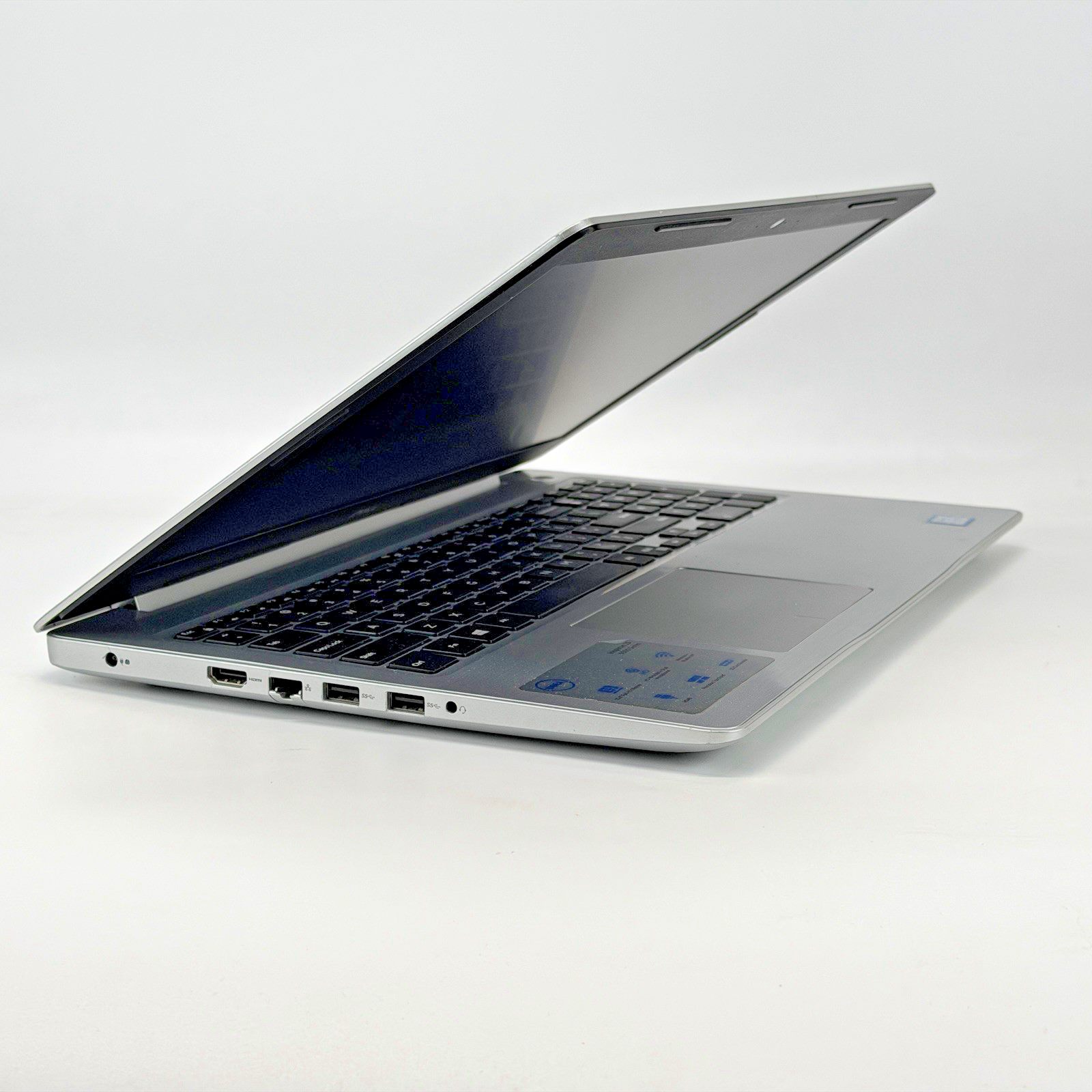 Dell Inspiron 5570 Intel i5-8250u 1.60 GHz 12 GB RAM 256 GB SSD (NVMe) Win 11