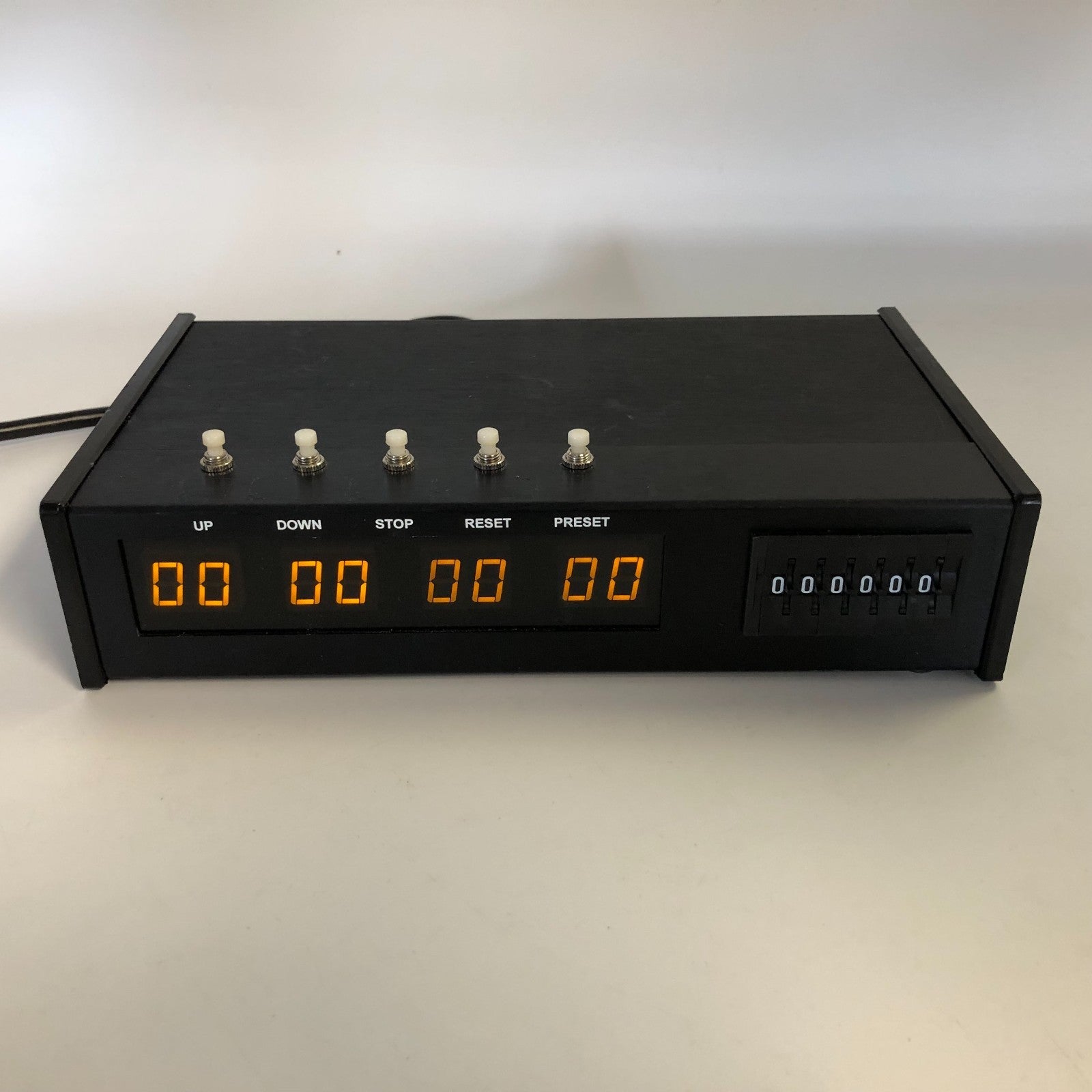 ESE ES-466 Presettable SMPTE Up/Down Timer - USED