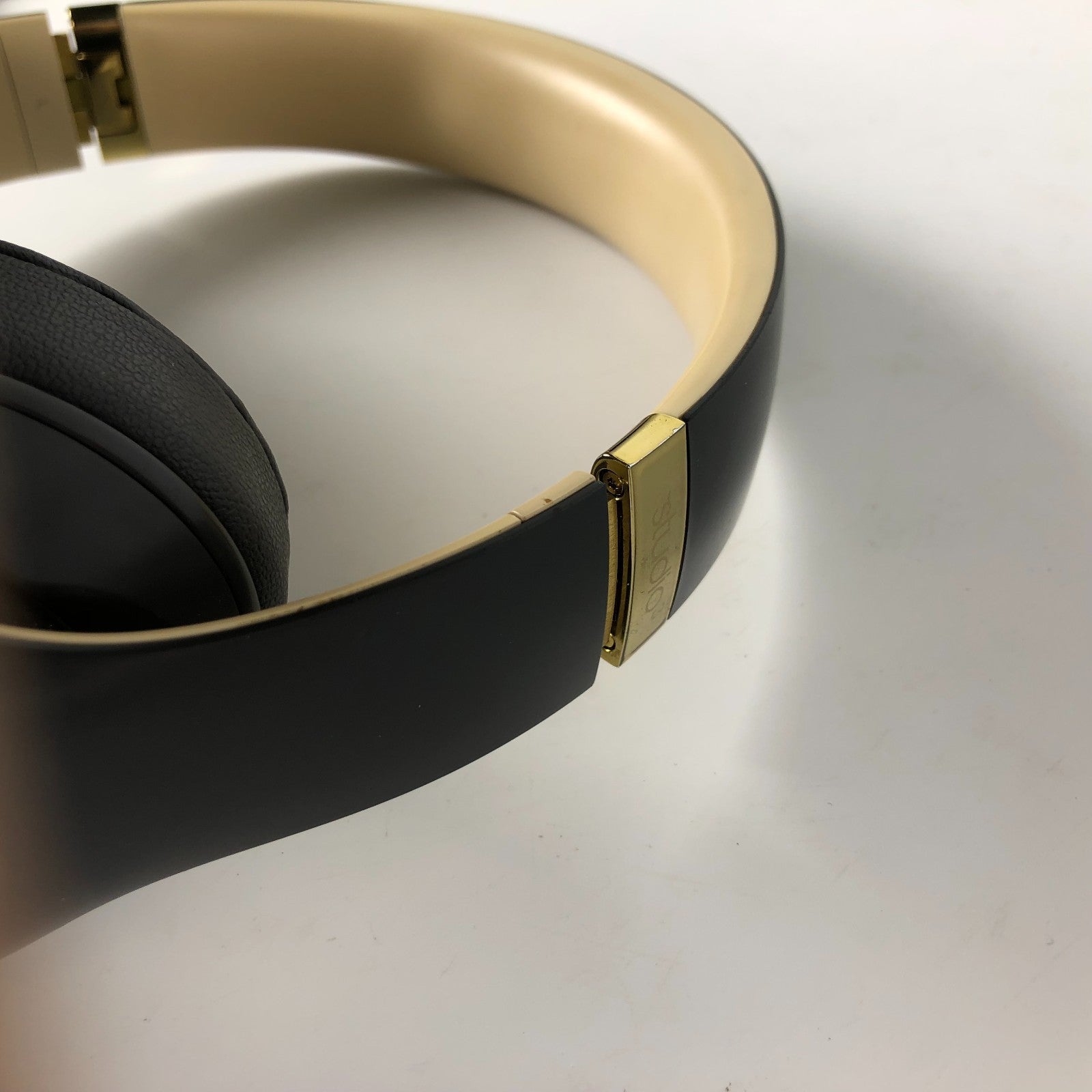 Beats Studio3 Wireless Over-Ear Bluetooth Headphones