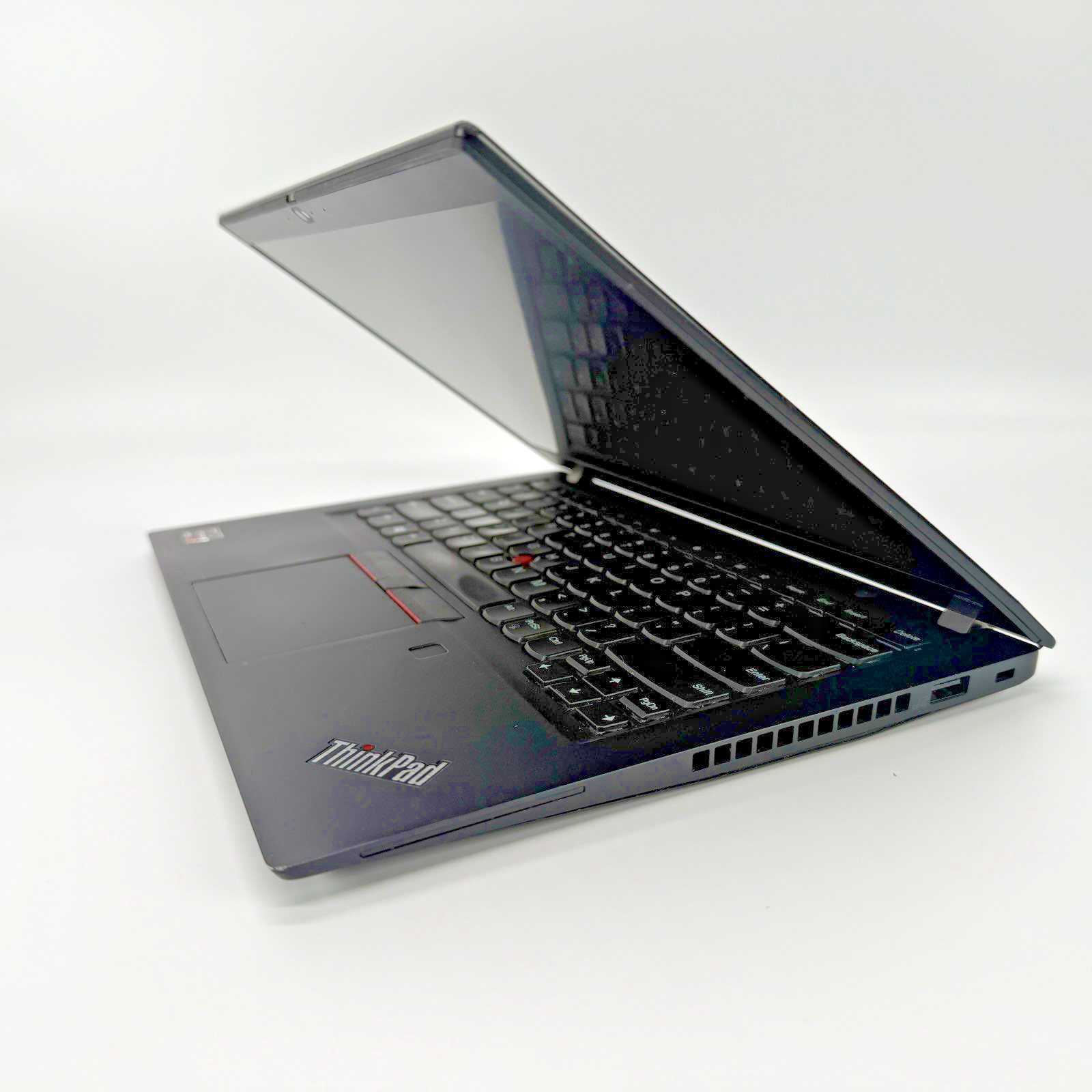 Lenovo ThinkPad T495s AMD Tyzen 7 Pro 2.30 GHz 8 GB RAM 256 GBSSD (NVMe) Win 11