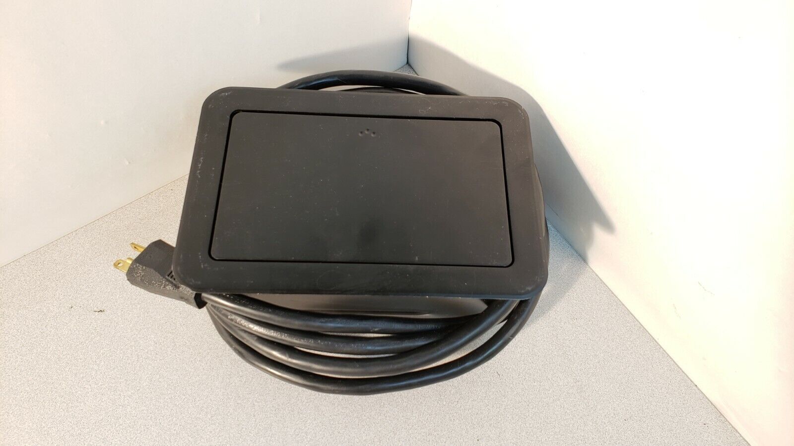 FSR 4SHD Table Top Flip Box AC Duplex Cover T3U-3