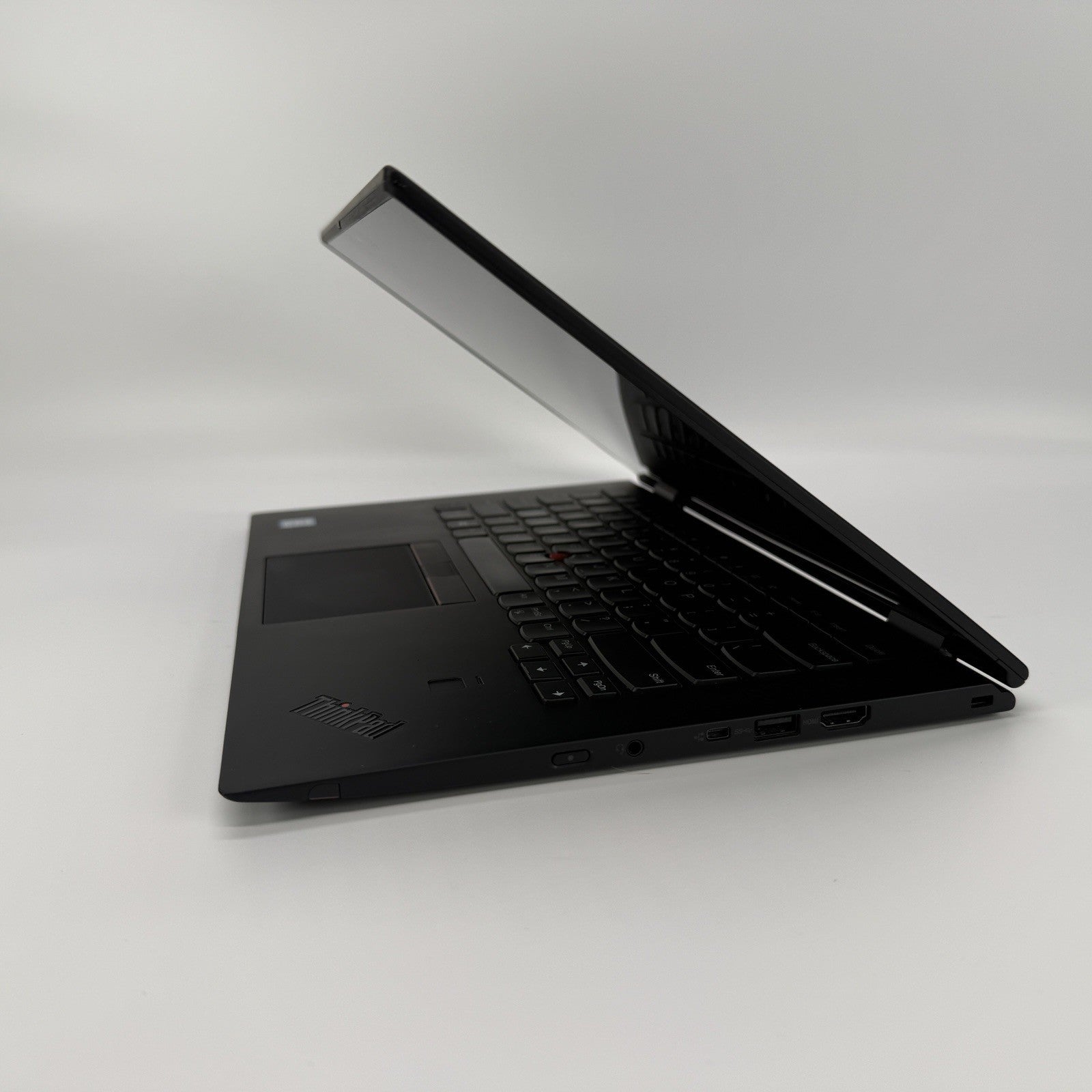 Lenovo ThinkPad x1 Yoga 3rd Gen i5-8250u 8 GB RAM 256 GB SSD (NVMe) Win 11 Pro