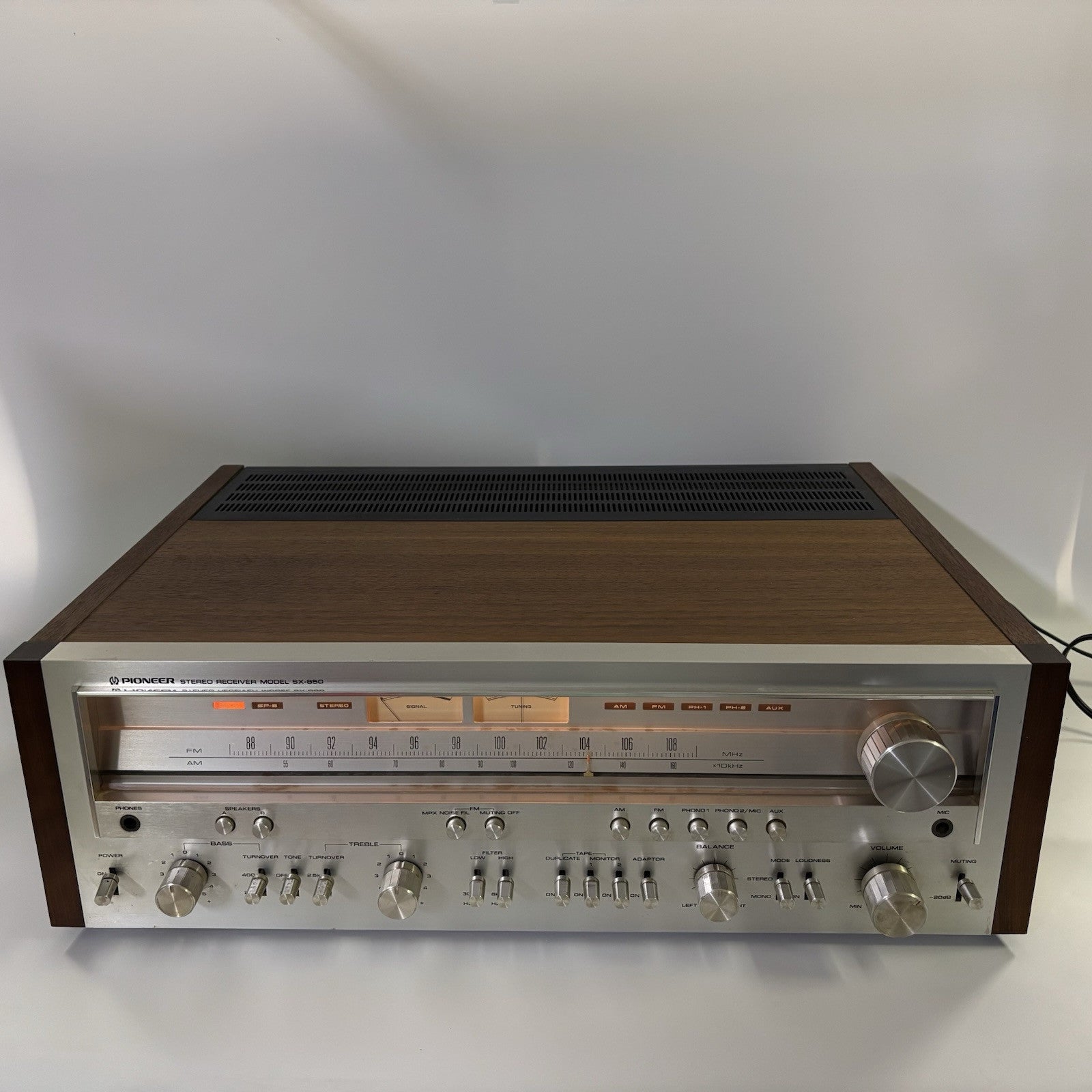 Pioneer SX-850 Stereo AM/FM Receiver Great Condition & Working