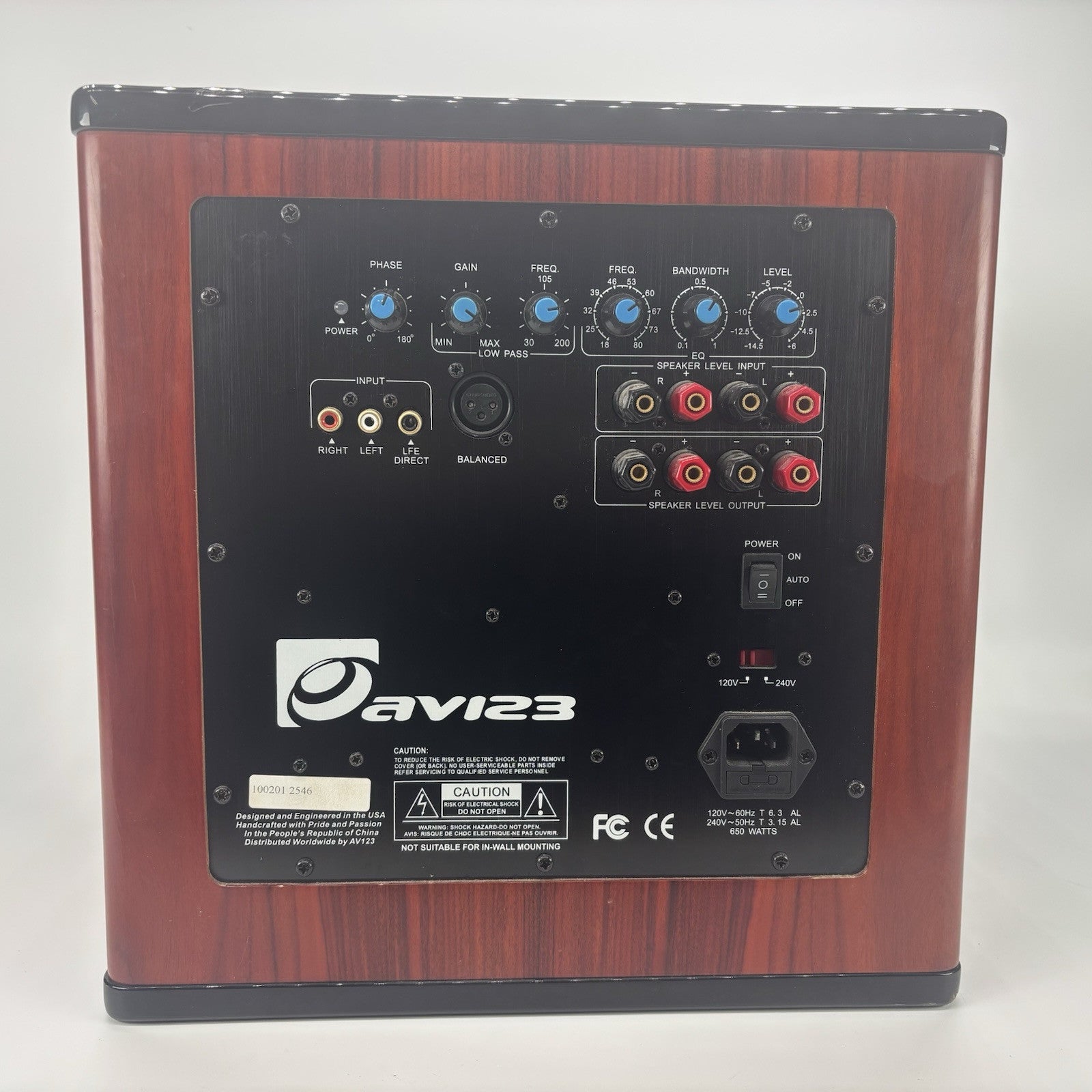 AV123 10" Powered Subwoofer Hi-Fi 10" Woofer 120v/240v Used Works Great