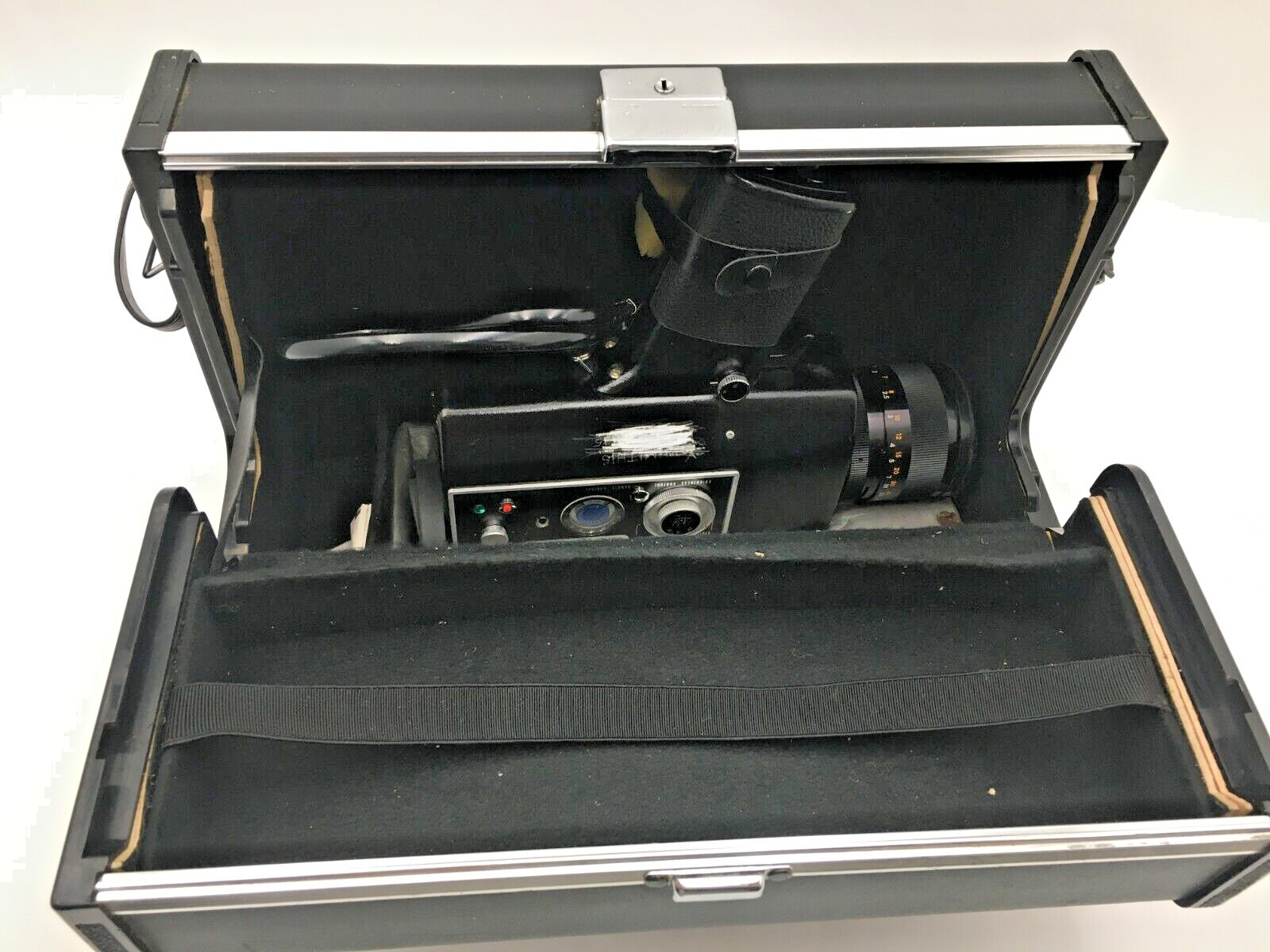 YASHICA Super 8 Video Camera Super 800 Electro With Hard Case - Untested "AS-IS"