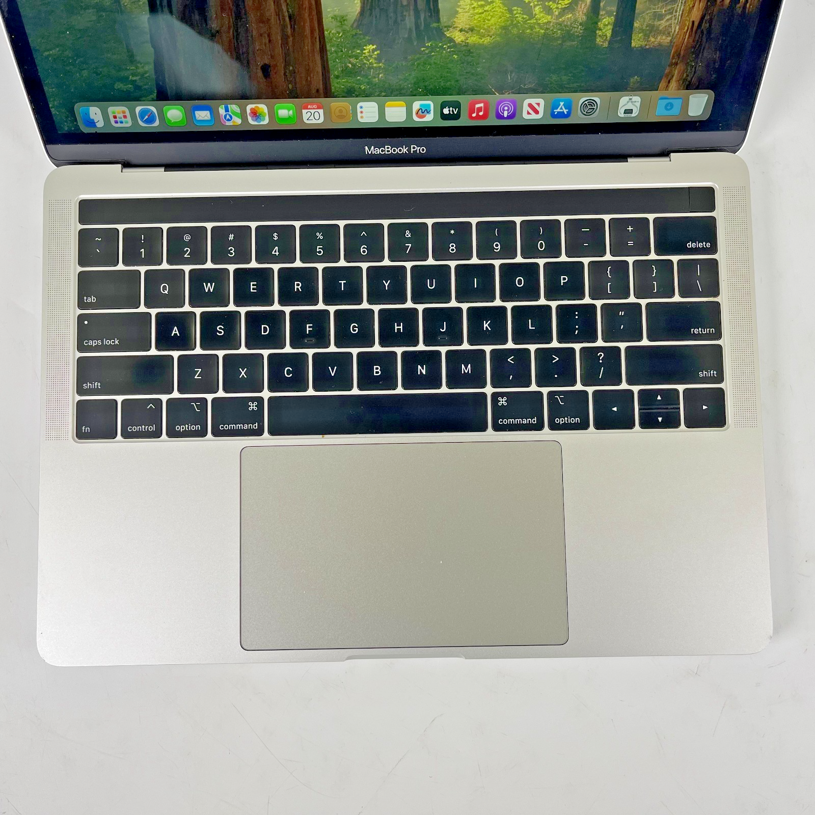 Apple Macbook Pro A1989 2019 Intel i5-8279u 2.4GHz 8GB 256GB SSD Mac OS Monterey