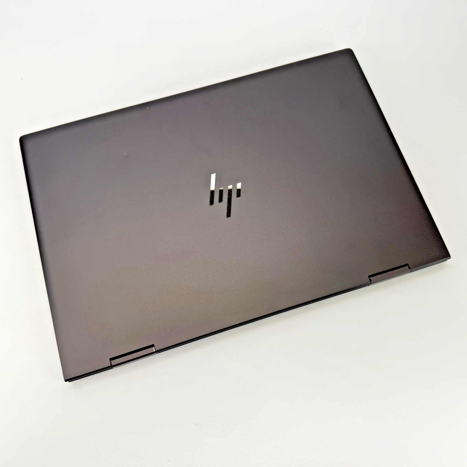 HP ENVY x360 15m-ds0011dx AMD Ryzen 5-3500u 12 GB RAM 256 GB SSD (NVMe) Win 11