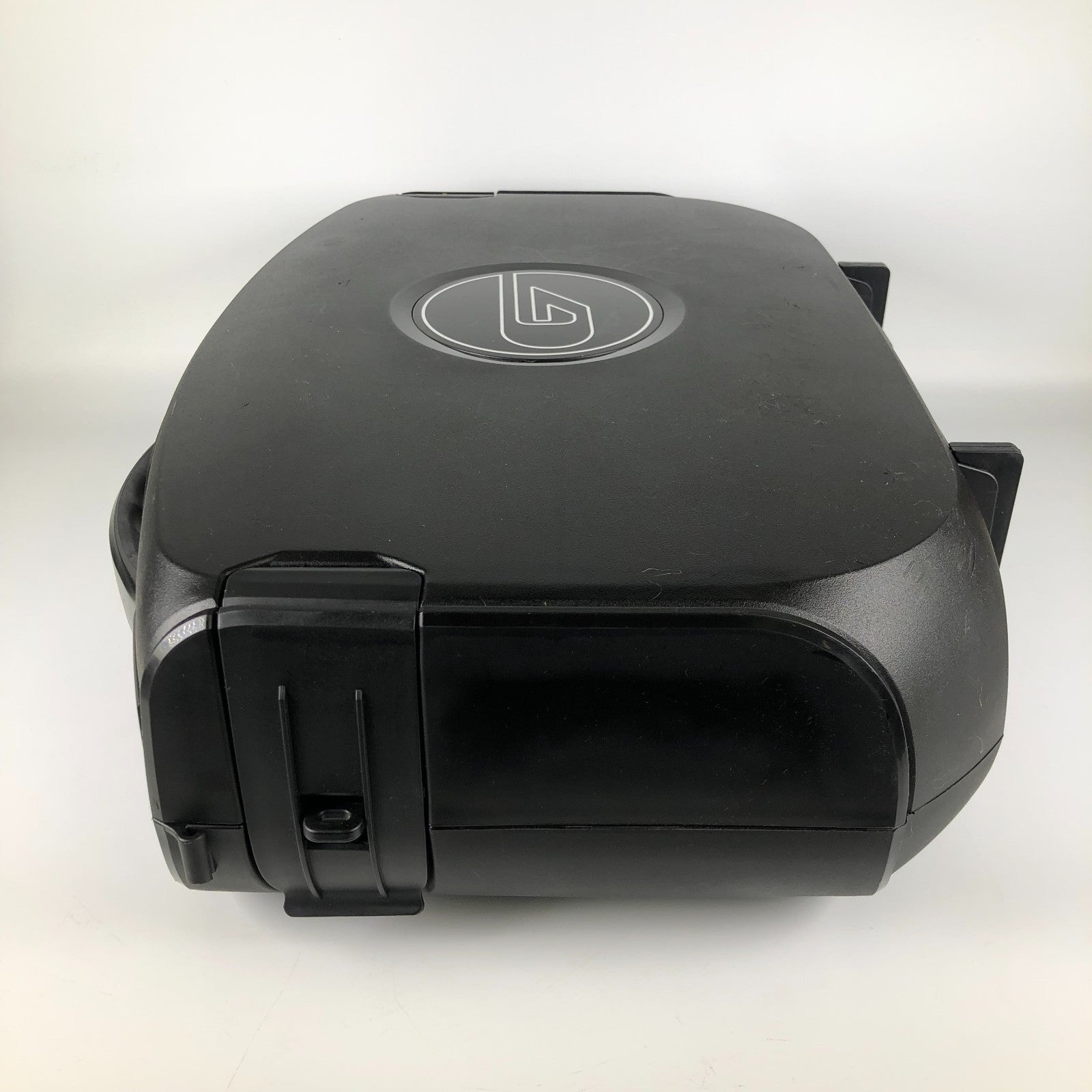 Gaems Vanguard portable gaming minitor