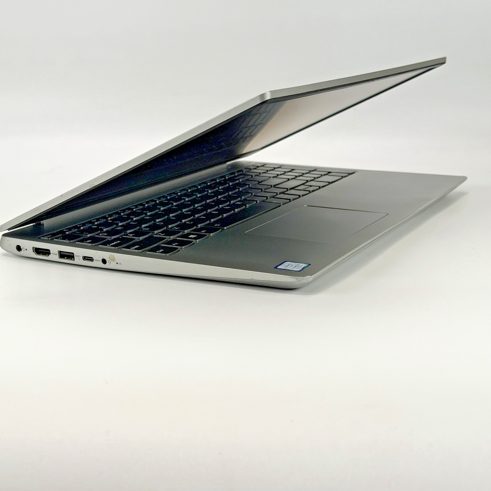 Lenovo iseapad 330s-15ikb Intel i5-8250u 1.60 GHz 8 GB RAM 128 GB SSD Win 11