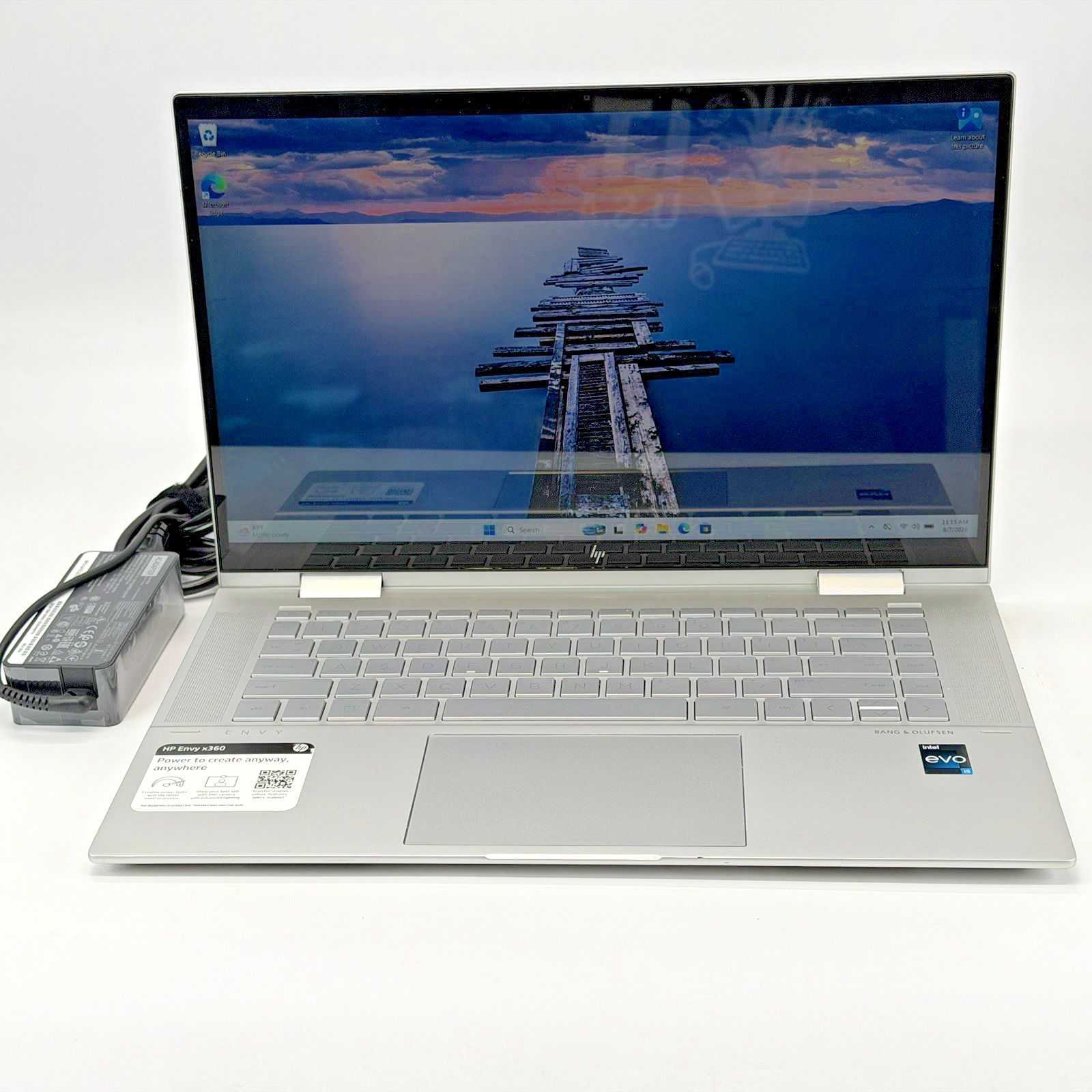 HP Envy x360 touch Intel i5-12th Gen 1.30 GHz 8 GB RAM 256 GB SSD (NVMe) win 11