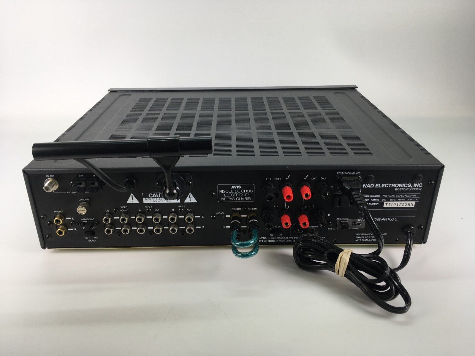 Nad Electronics 7100 AM/FM Stereo Receiver - B side no sound