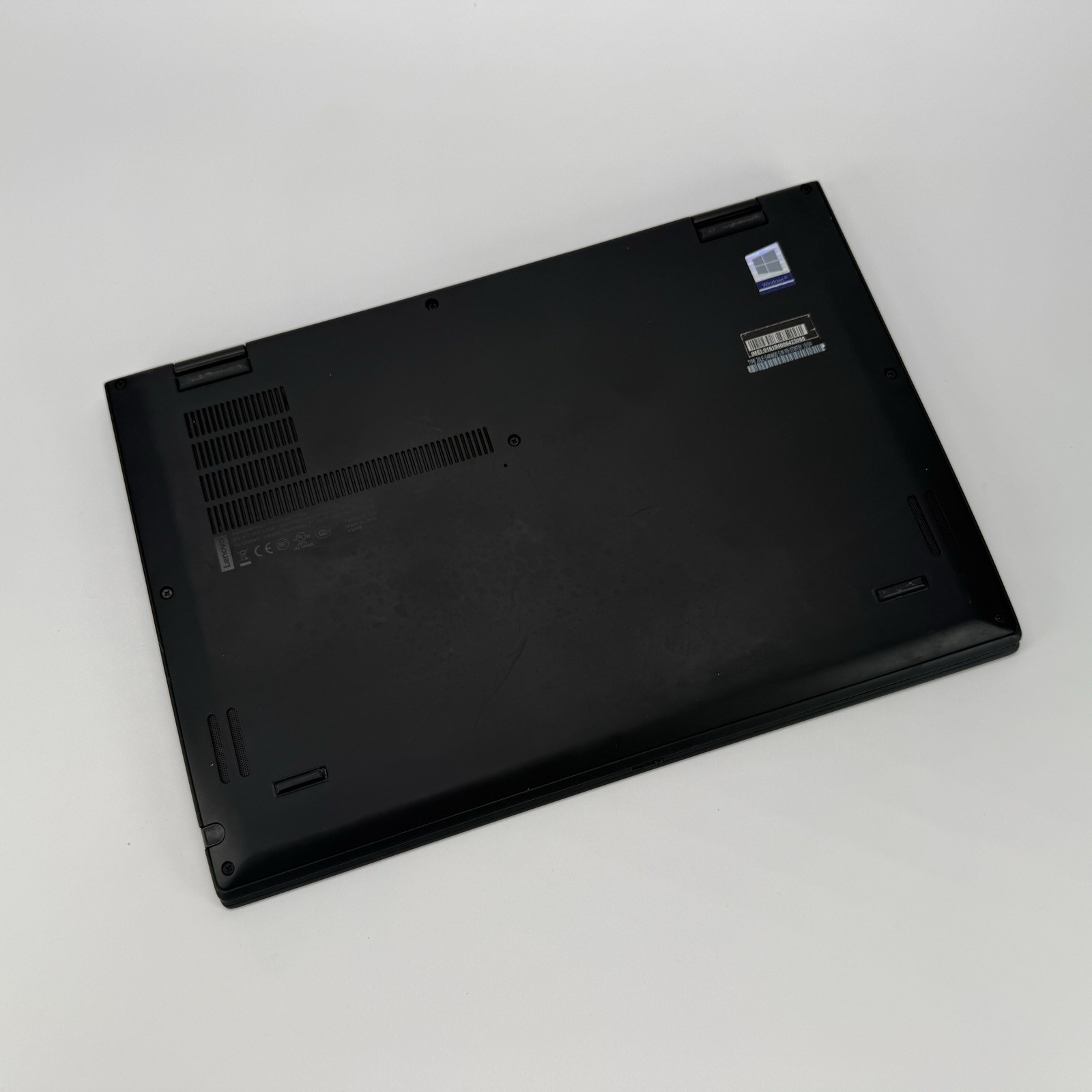 Lenovo ThinkPad x1 Yoga 3rd Gen i5-8250u 8 GB RAM 256 GB SSD (NVMe) Win 11 Pro