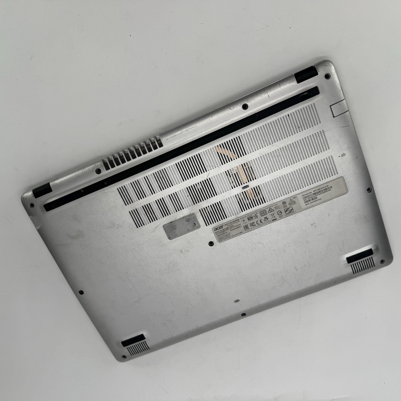 Acer Aspire A515-52 Intel i5-8265u 1.60 GHz 8 GB RAM 256 GB SSD (Locked BIOS)