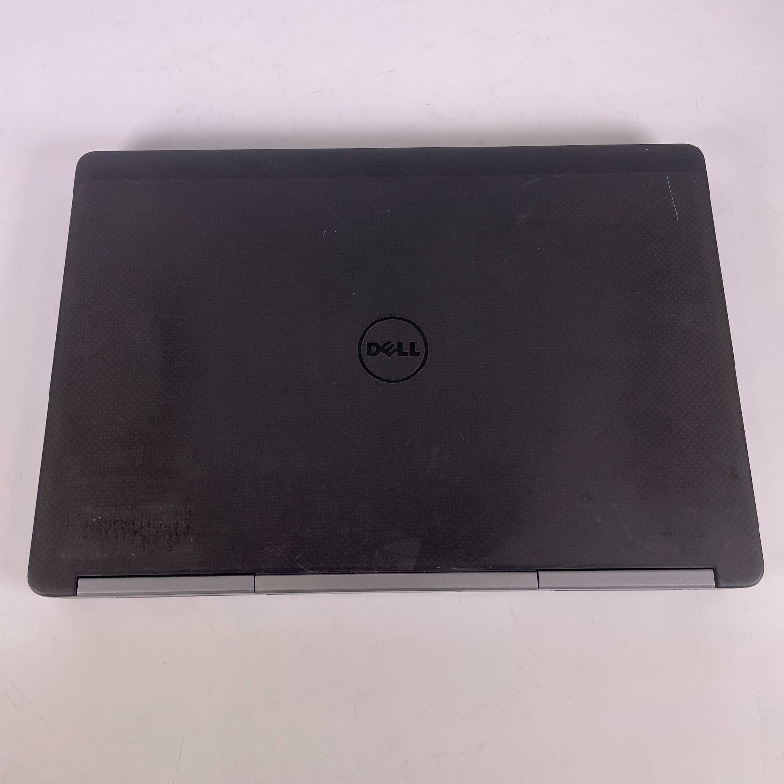 Dell Precision 7520 Intel i7-6820HQ 2.7GHz 4Gb Ram AMD Radeon Pro WX 4130