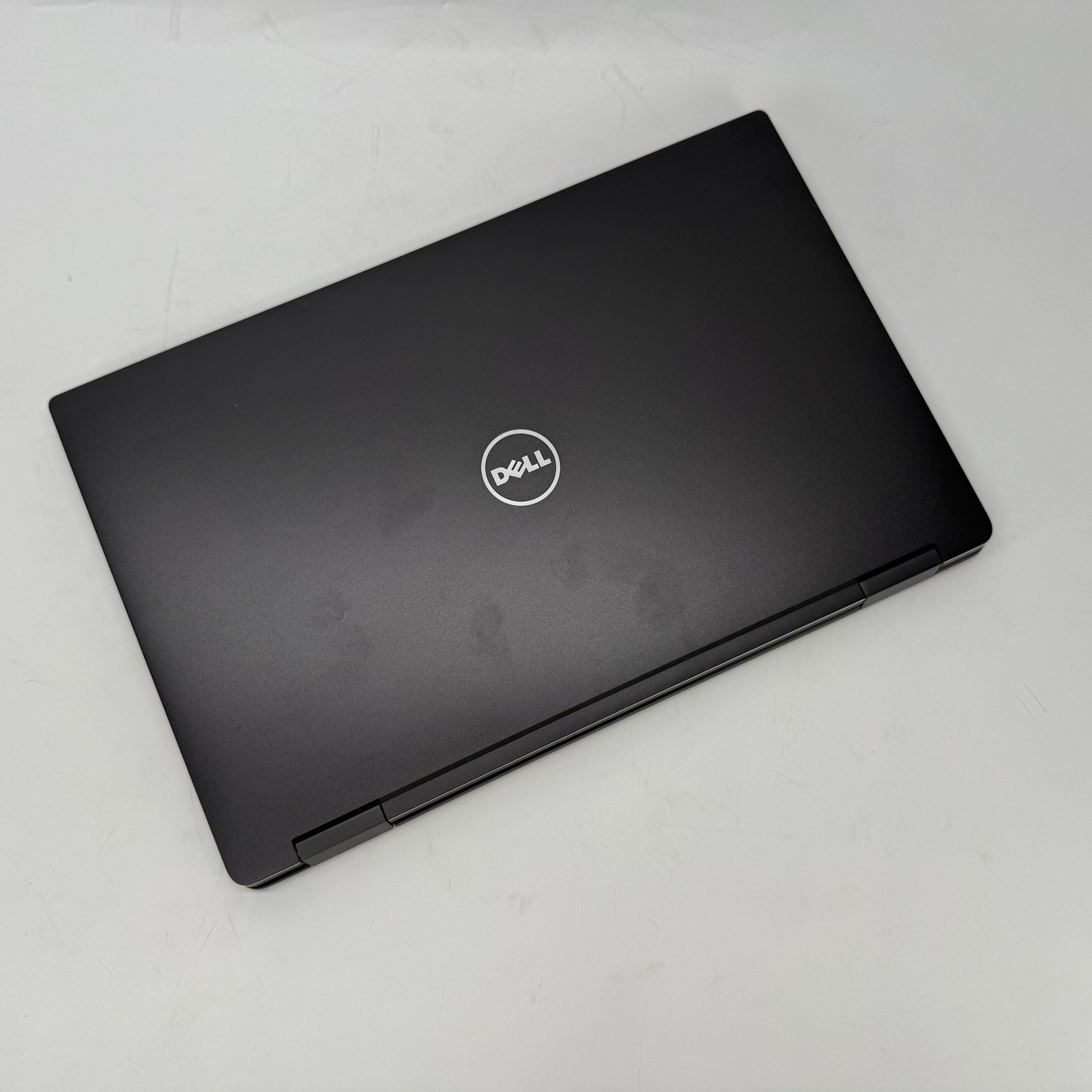 Dell XPS 13 9365 Intel i7-7th Gen 1.30 GHz 8 GB RAM 256 GB SSD (NVME) Win 11