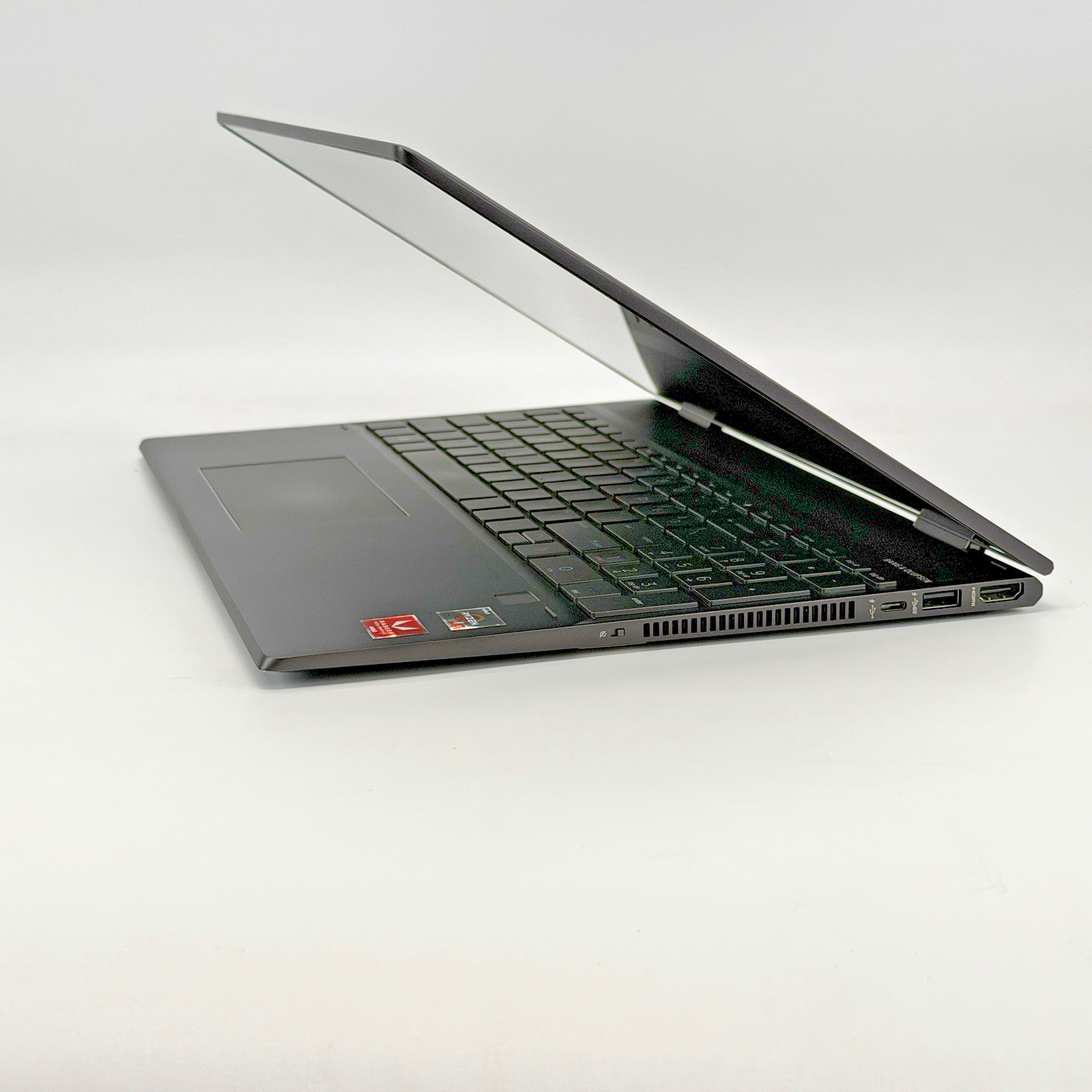 HP ENVY x360 15m-ds0011dx AMD Ryzen 5-3500u 12 GB RAM 256 GB SSD (NVMe) Win 11