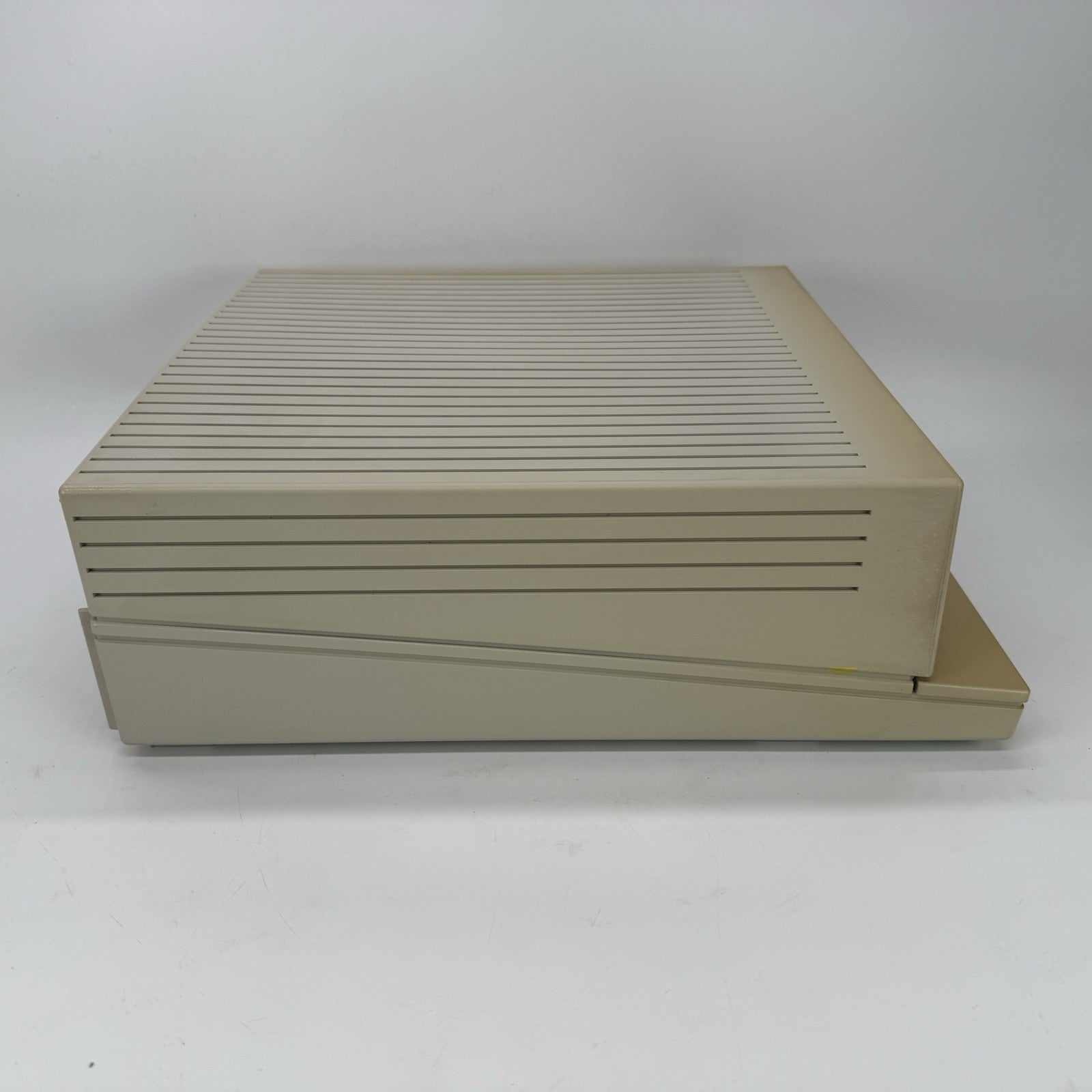 Apple llgs Woz Edition With keyboard, mouse and cords.  Origional box, Guides