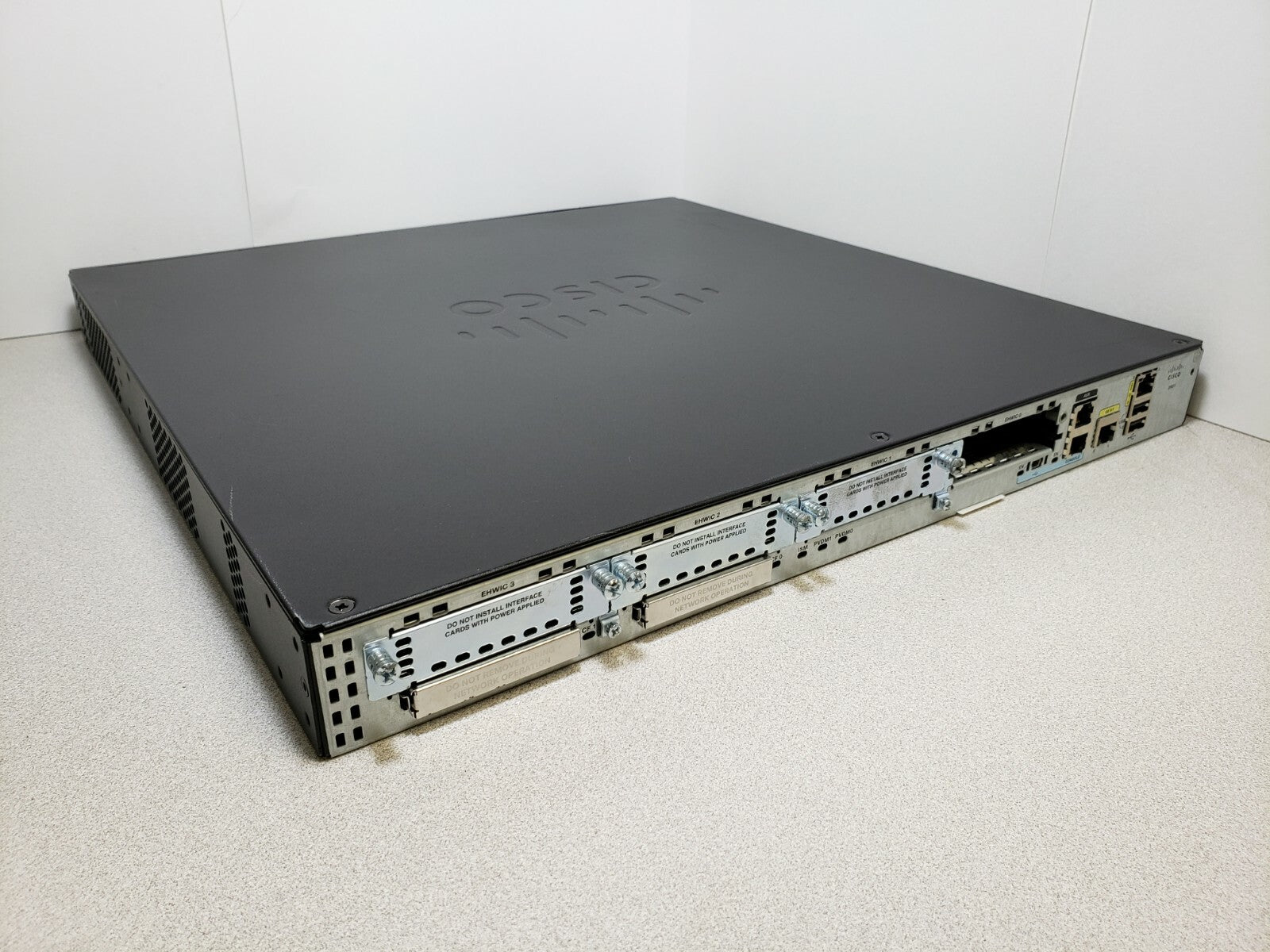 CISCO2901/K9 ROUTER